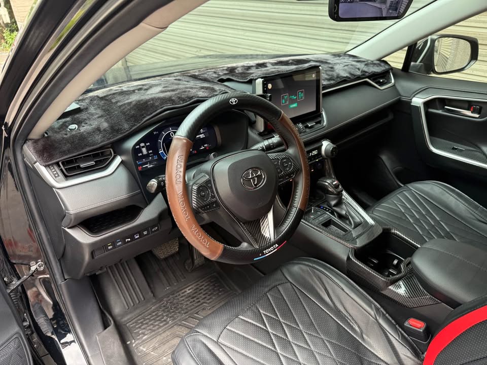 2022年 Toyota RAV4 2.0 旗艦版 中古車照片 - Orange Garage