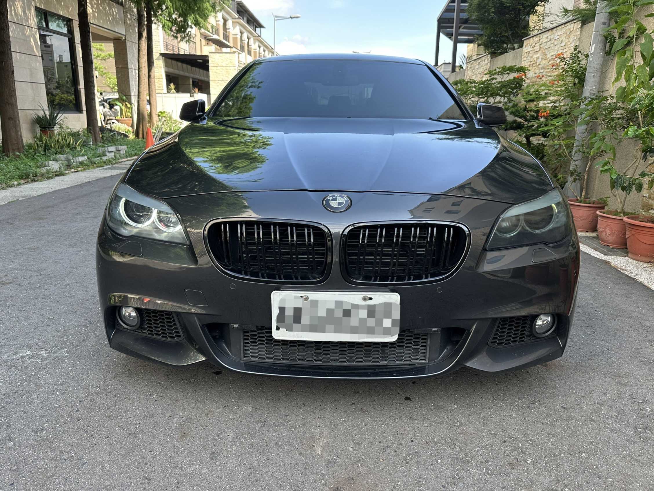 2011年 BMW 5 Series 535i M版 中古車照片 - 澄色車庫