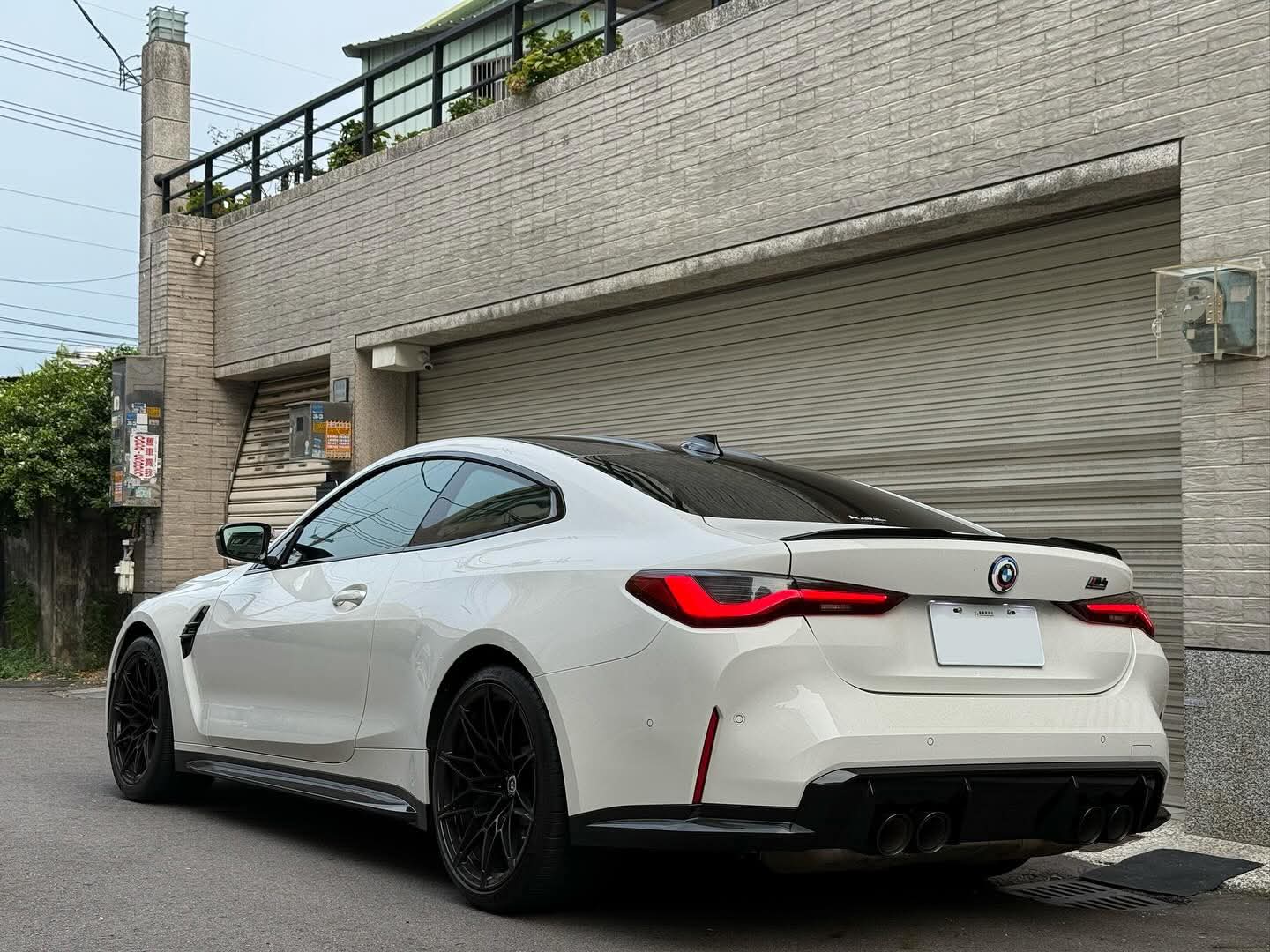 2022年 BMW M4 X-Drive 中古車照片 - Orange Garage