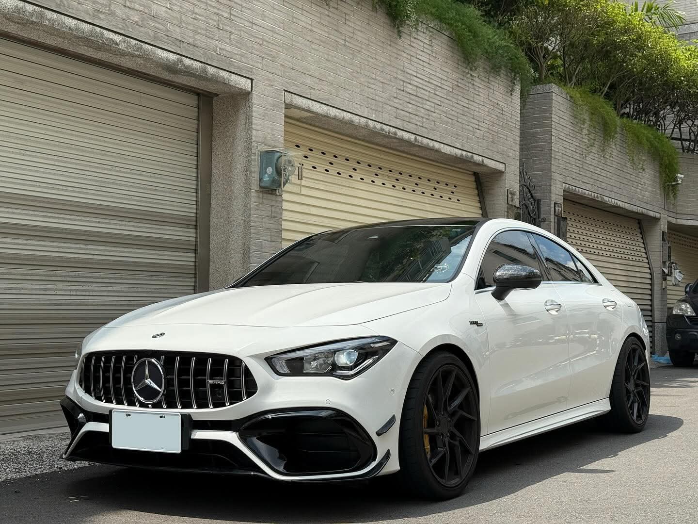 2019年 Mercedes-Benz CLA 35 AMG 夜色版 中古車照片 - Orange Garage
