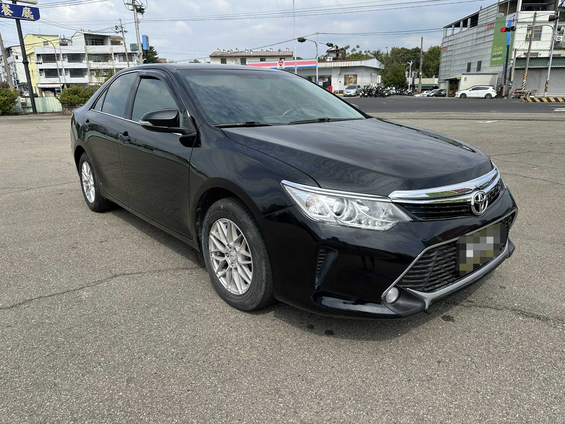 2015年 Toyota Camry 2.0 中古車照片 - 澄色車庫