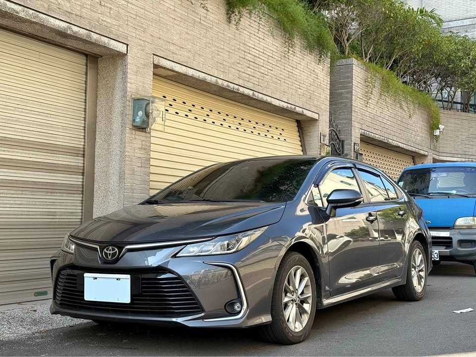 2023年 Toyota Corolla Altis 尊爵版 中古車照片 - Orange Garage