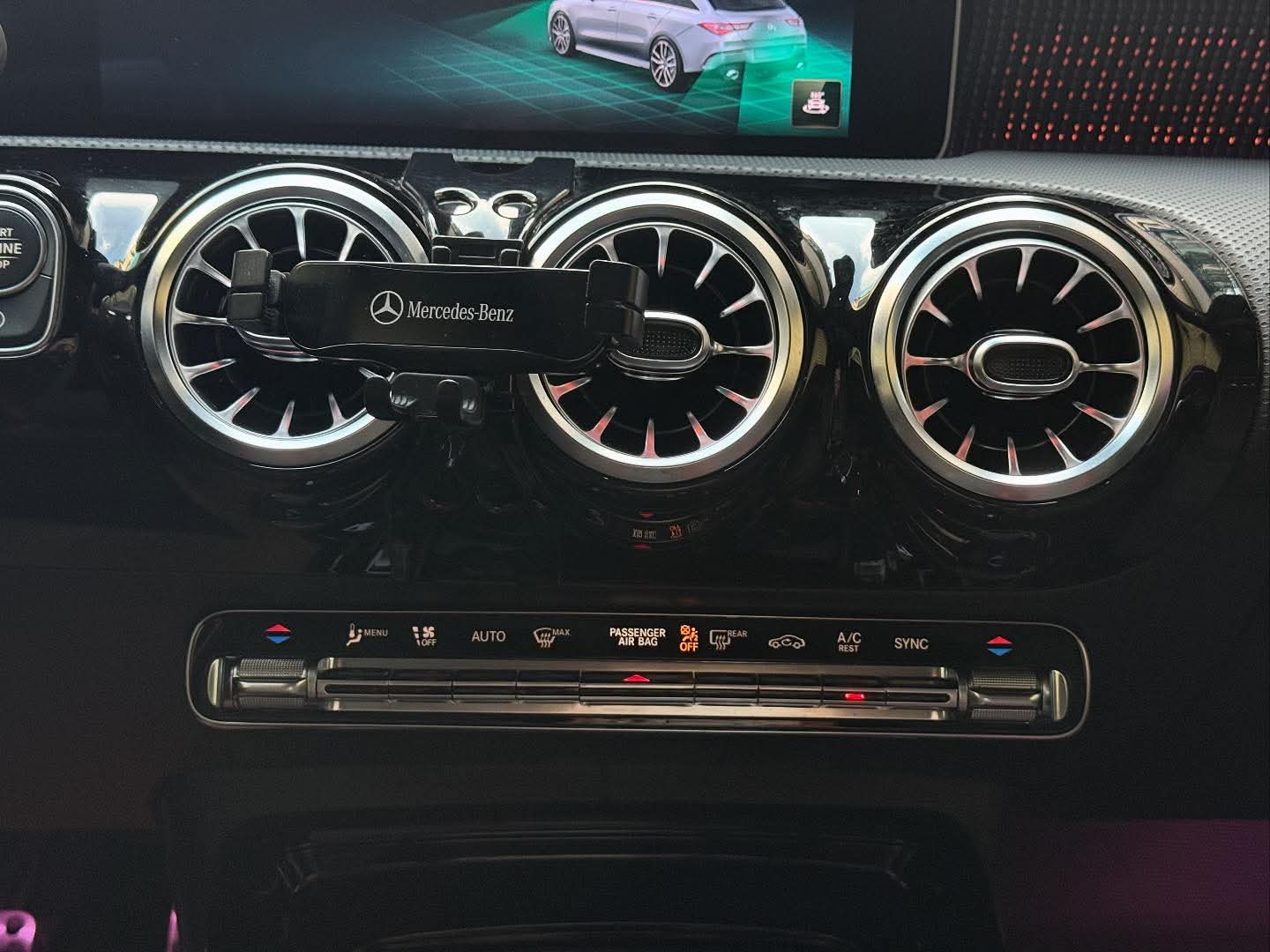 2020年 Mercedes-Benz CLA 35 Shooting Brake 4MATIC 中古車照片 - Orange Garage