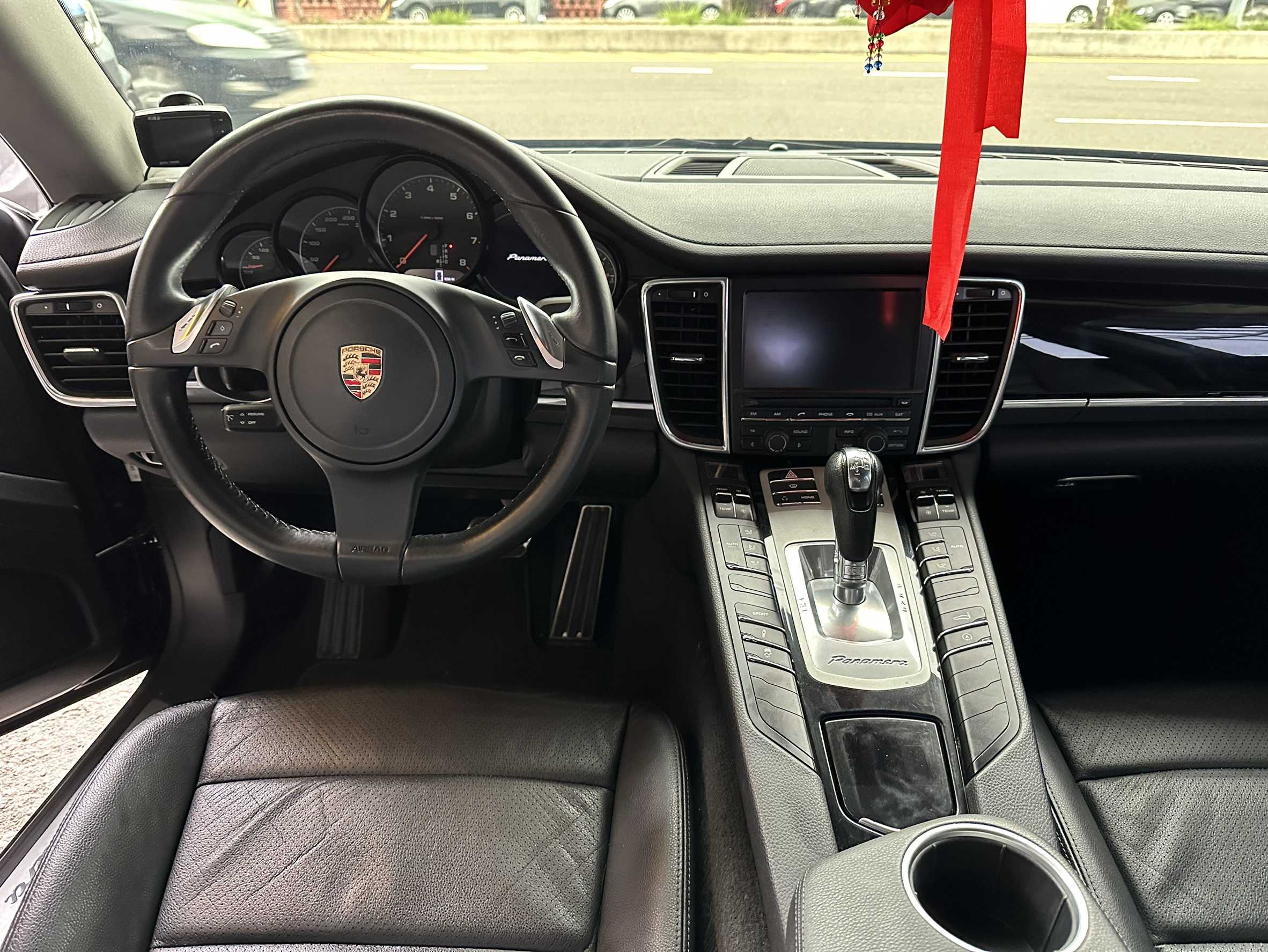 2012年 Porsche Panamera 中古車照片 - 澄色車庫