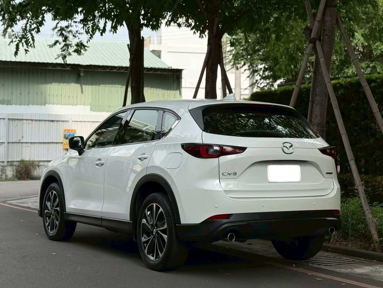2022年 Mazda CX-5 20S Premium 中古車照片 - Orange Garage
