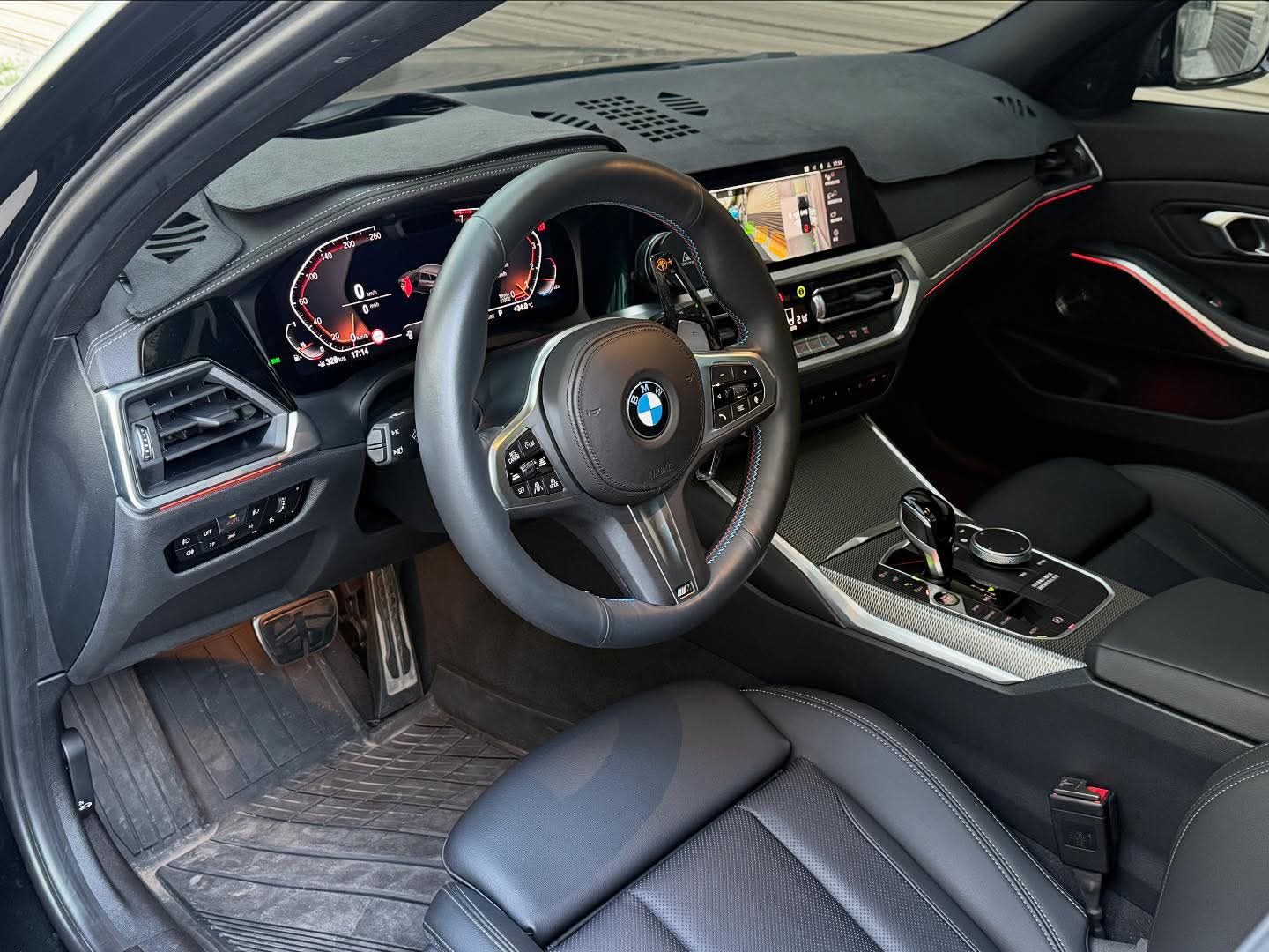 2022年 BMW 3 Series 320I Touring M-Sport 中古車照片 - Orange Garage