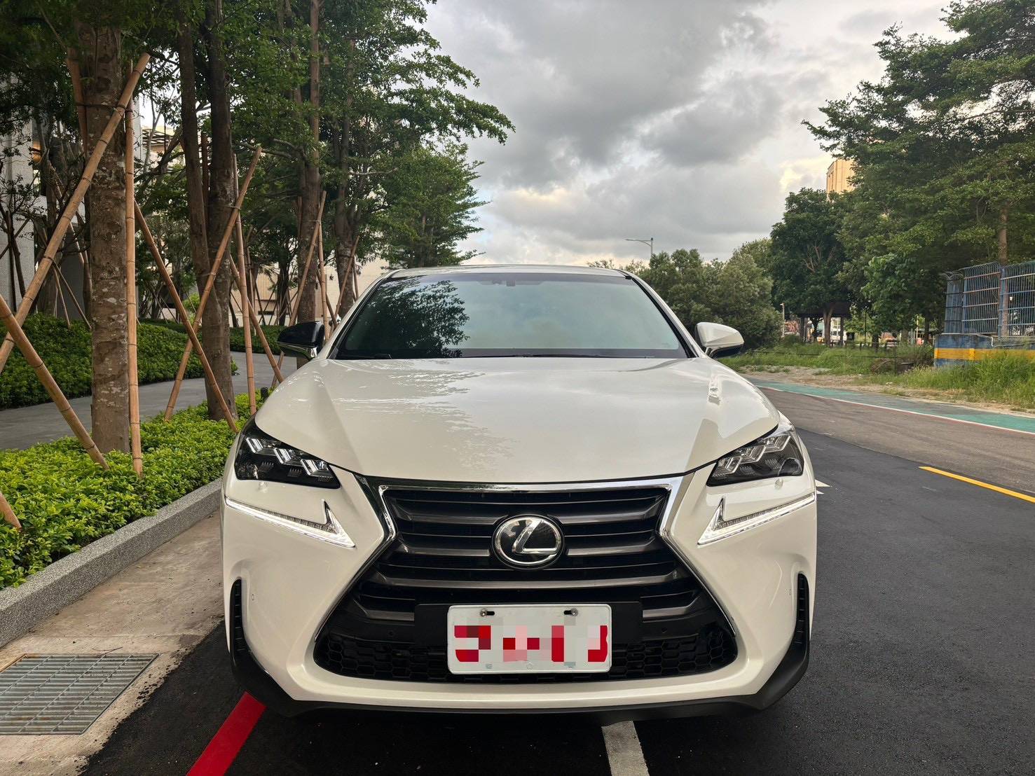 2015年 Lexus NX200t 中古車照片 - 澄色車庫