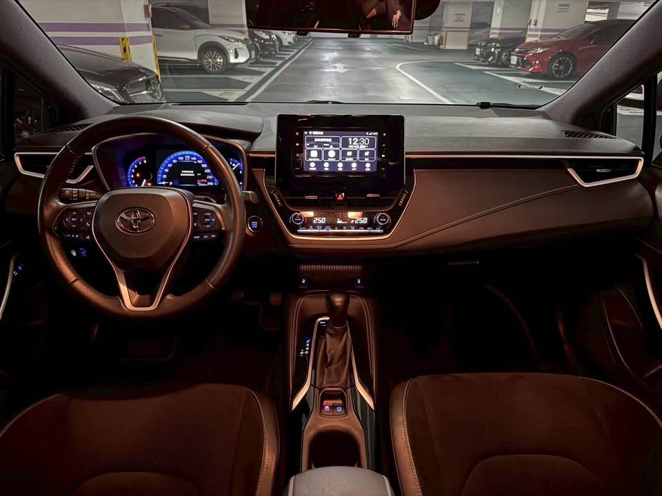 2019年 Toyota Corolla Auris 旗艦款 中古車照片 - Orange Garage