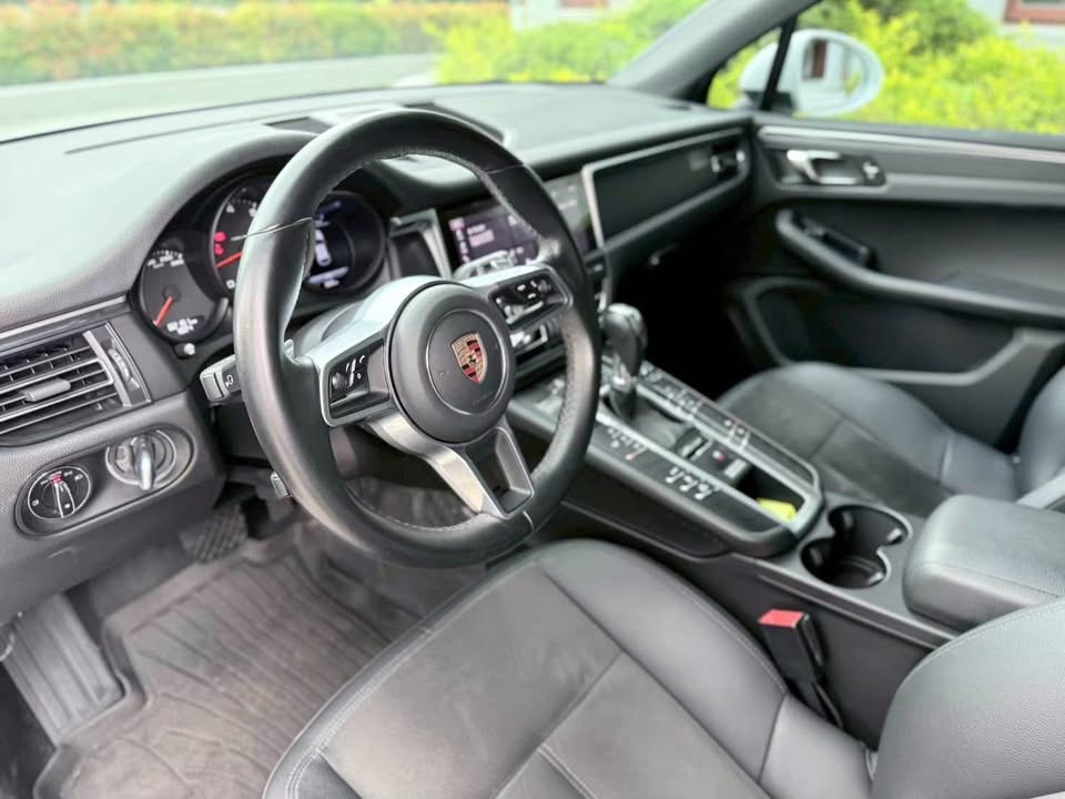 2020年 Porsche Macan 2.0 T 中古車照片 - Orange Garage