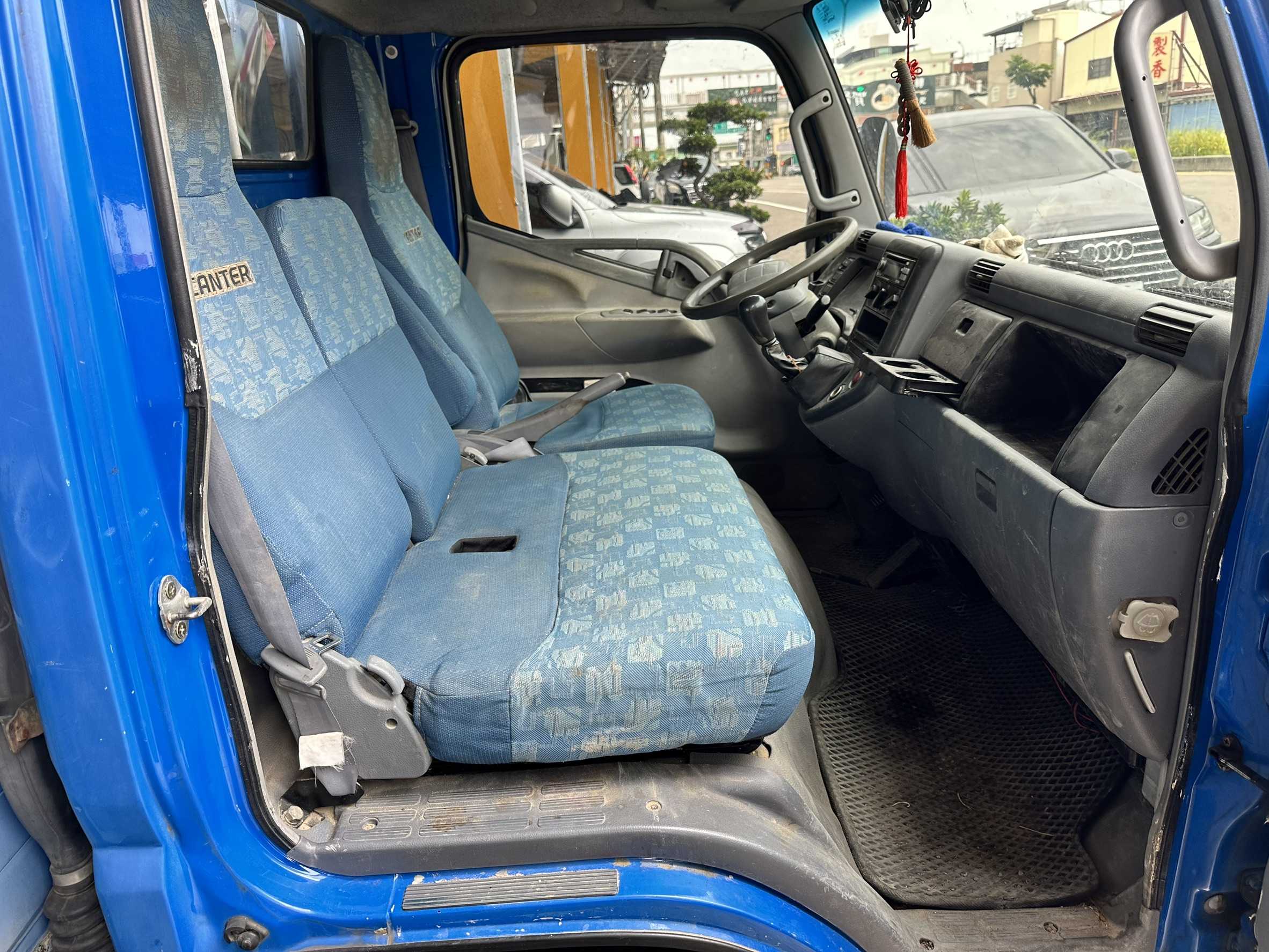 2007年 Mitsubishi Canter Fuso Canter 3.49 噸 中古車照片 - 澄色車庫