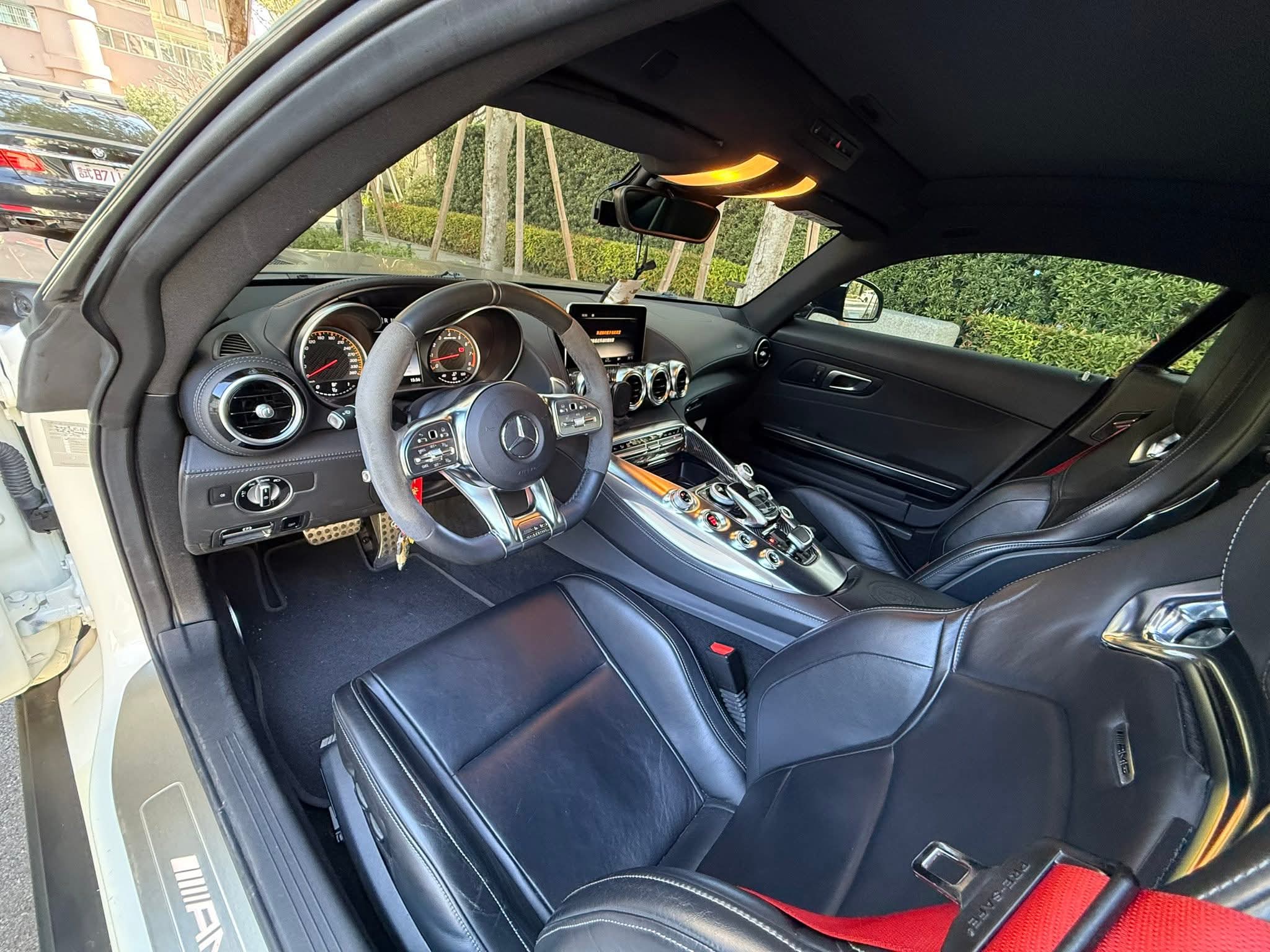 2015年 Mercedes-Benz AMG GT S 中古車照片 - Orange Garage