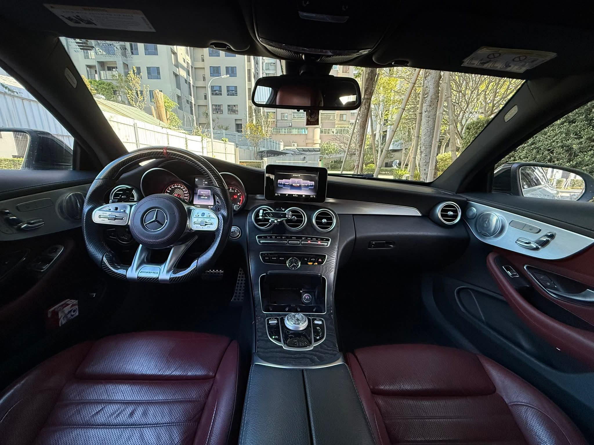2016年 Mercedes-Benz C-Class C300 Coupe AMG 中古車照片 - Orange Garage