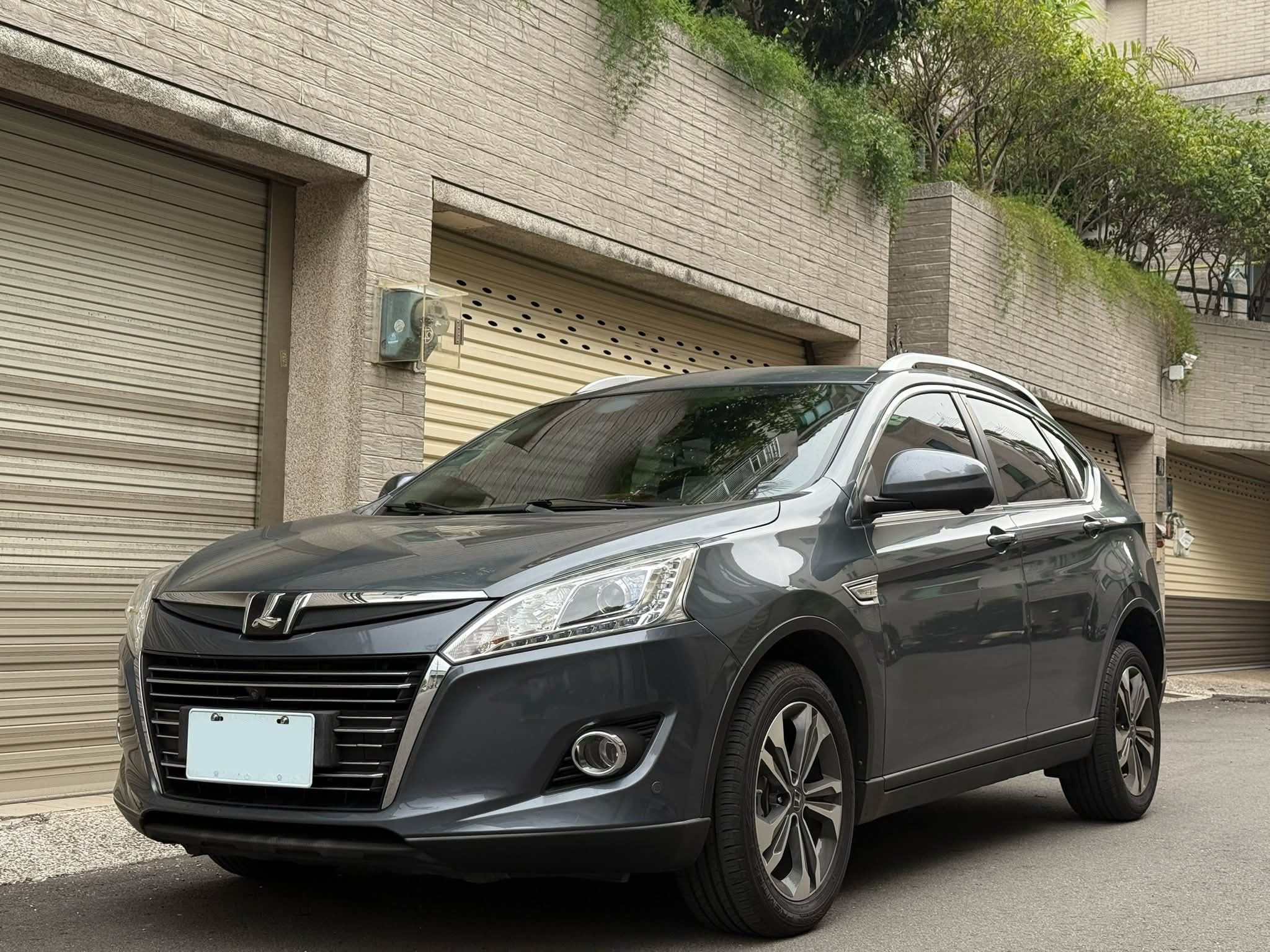 2017年 Luxgen U6 旗艦版 中古車照片 - Orange Garage