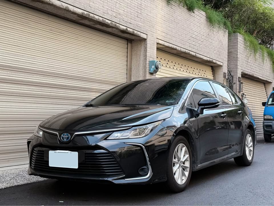2020年 Toyota Corolla Altis Hybrid 尊爵 中古車照片 - Orange Garage