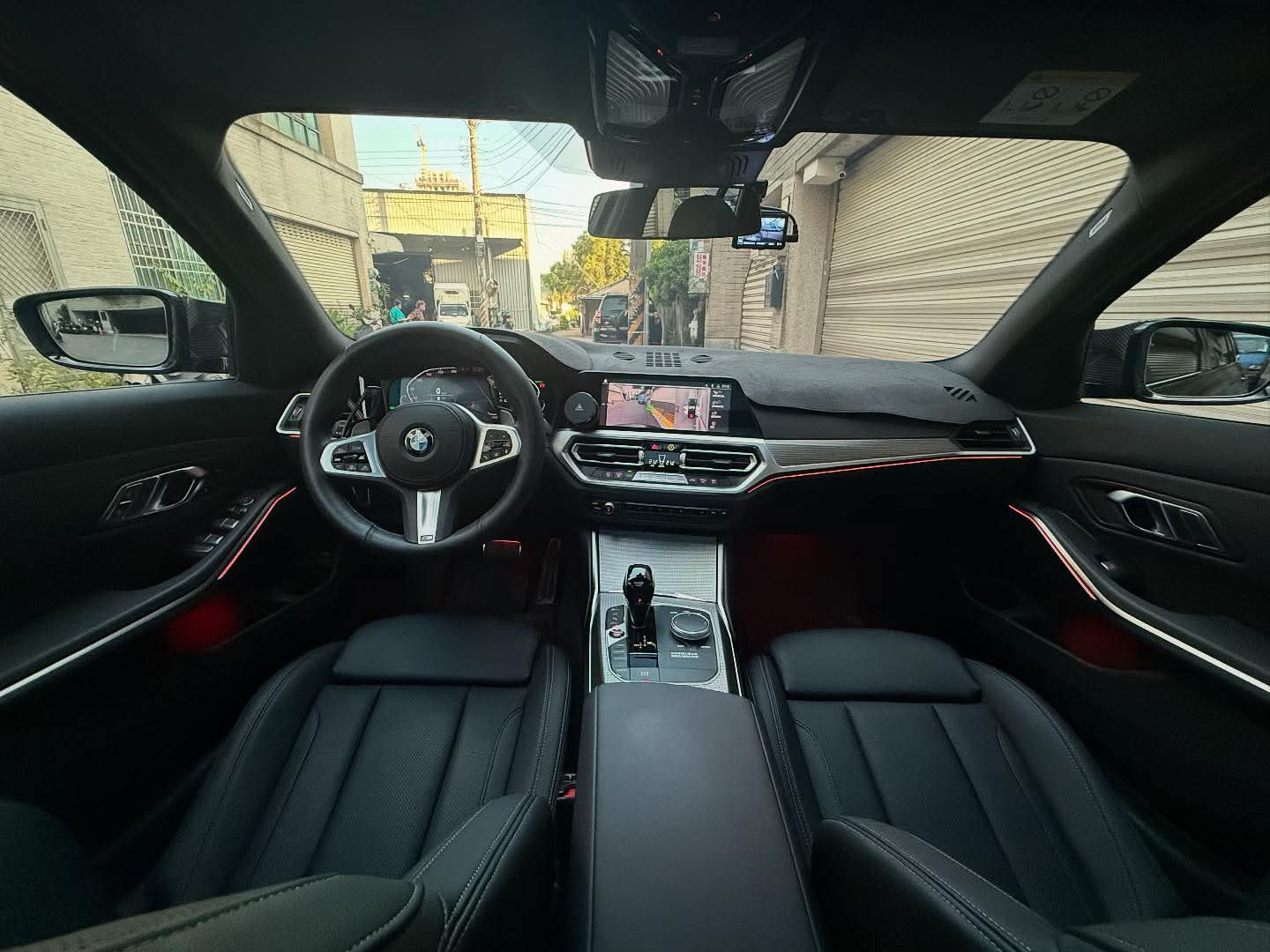 2022年 BMW 3 Series 320I Touring M-Sport 中古車照片 - Orange Garage