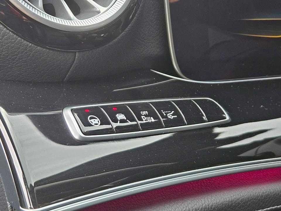 2020年 Mercedes-Benz AMG GT 43 4-Door coupe 4Matic 中古車照片 - Orange Garage