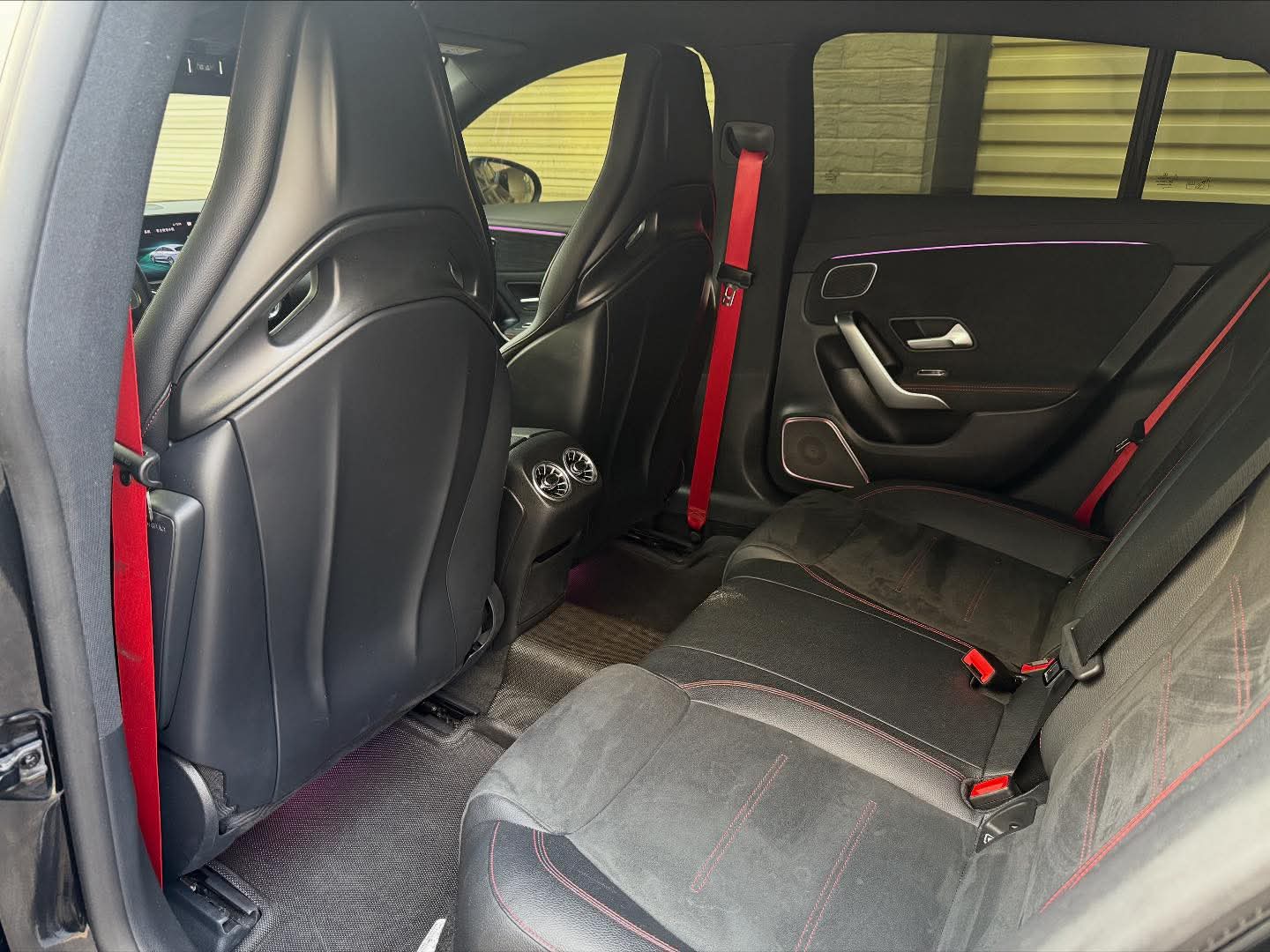2020年 Mercedes-Benz CLA 35 Shooting Brake 4MATIC 中古車照片 - Orange Garage
