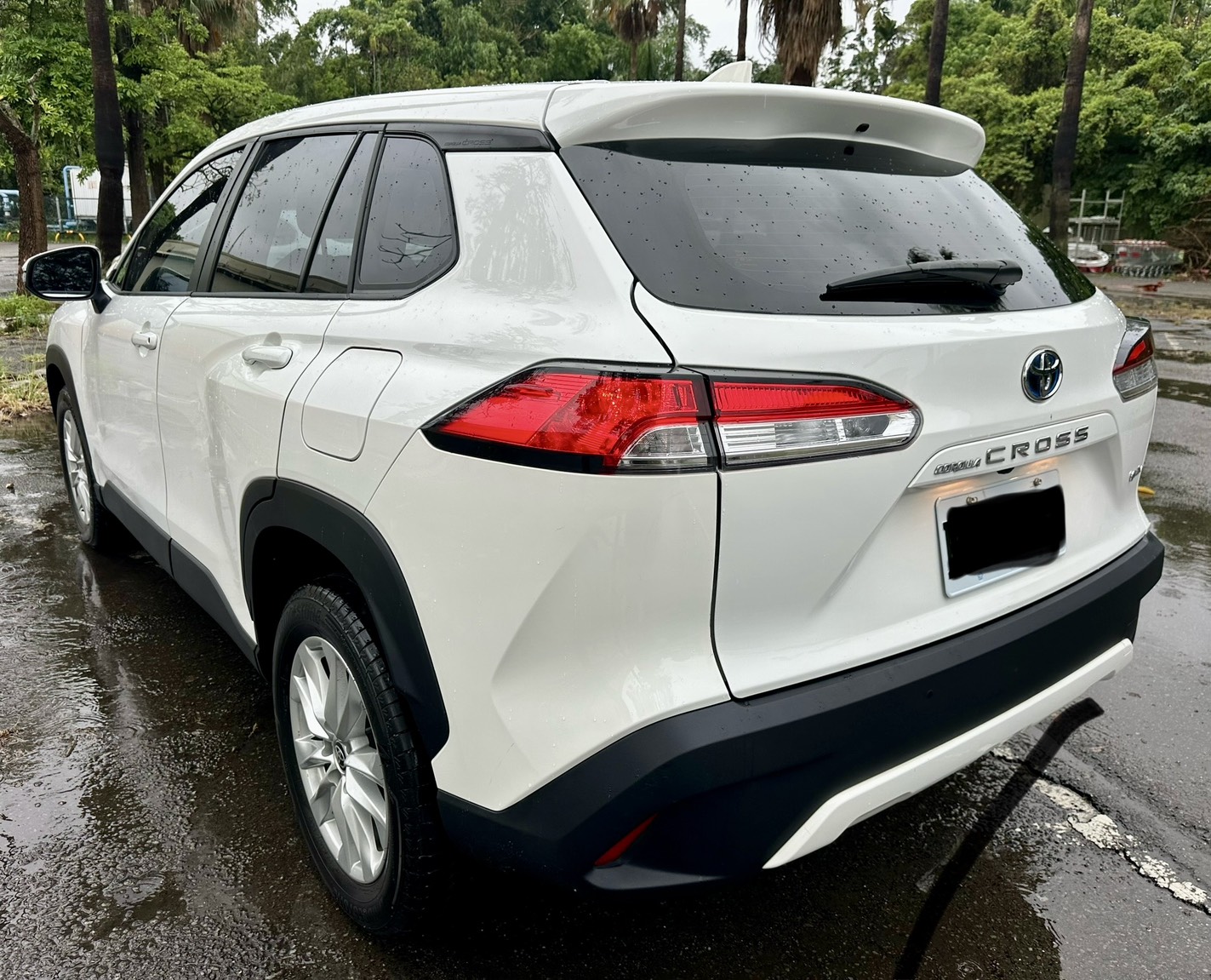 2024年 Toyota Corolla Cross 1.8 Hybrid 中古車照片 - Orange Garage