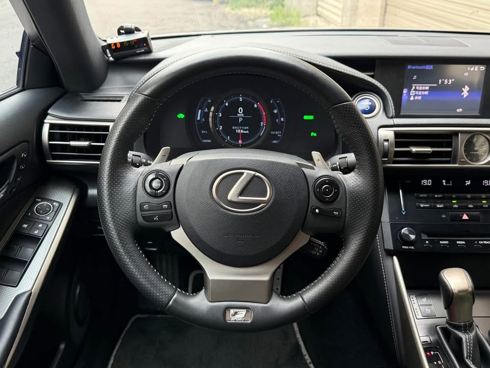 2013年 Lexus IS300h F-SPORT 中古車照片 - Orange Garage
