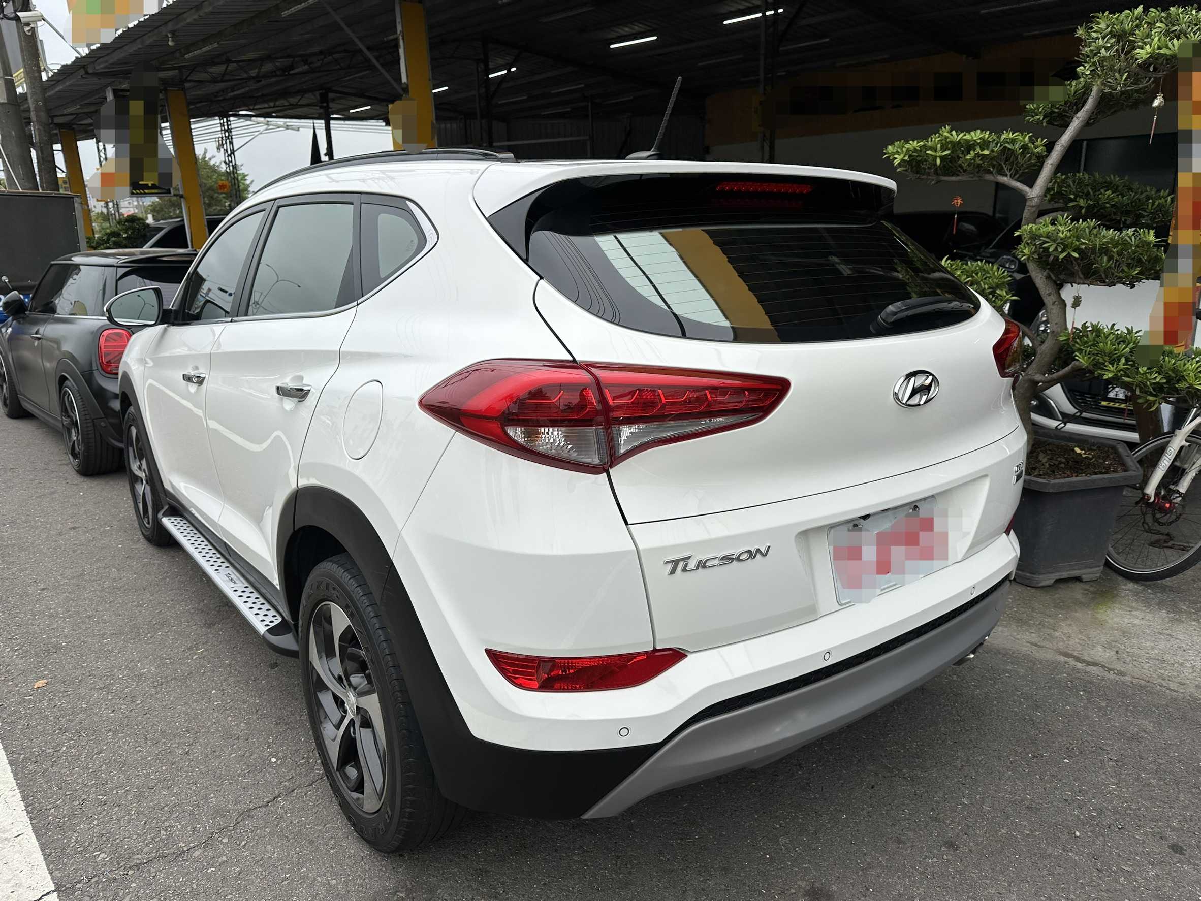 2016年 Hyundai Tucson CRDi 4WD 頂規 中古車照片 - 澄色車庫