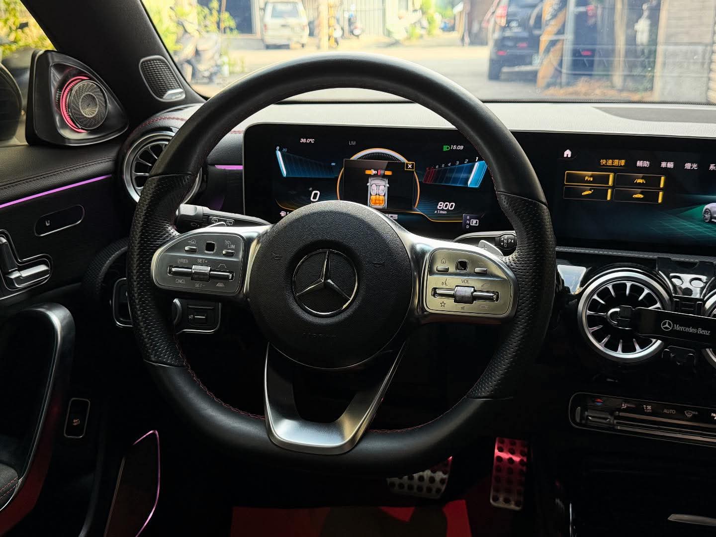 2020年 Mercedes-Benz CLA 35 Shooting Brake 4MATIC 中古車照片 - Orange Garage