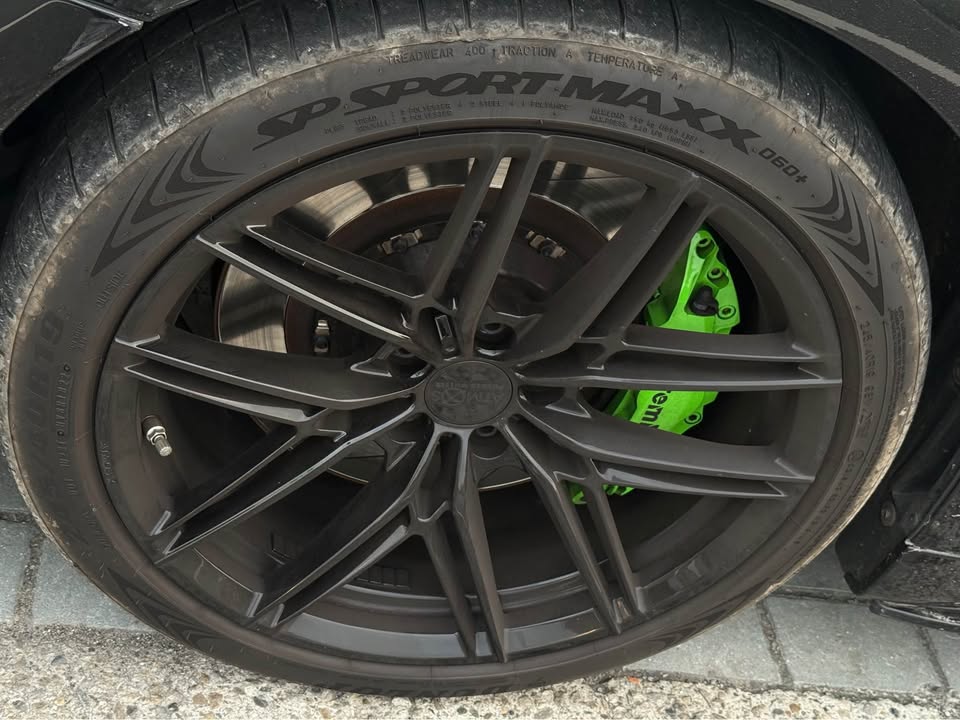 2017年 BMW 5 Series 530i M-Sport 中古車照片 - Orange Garage