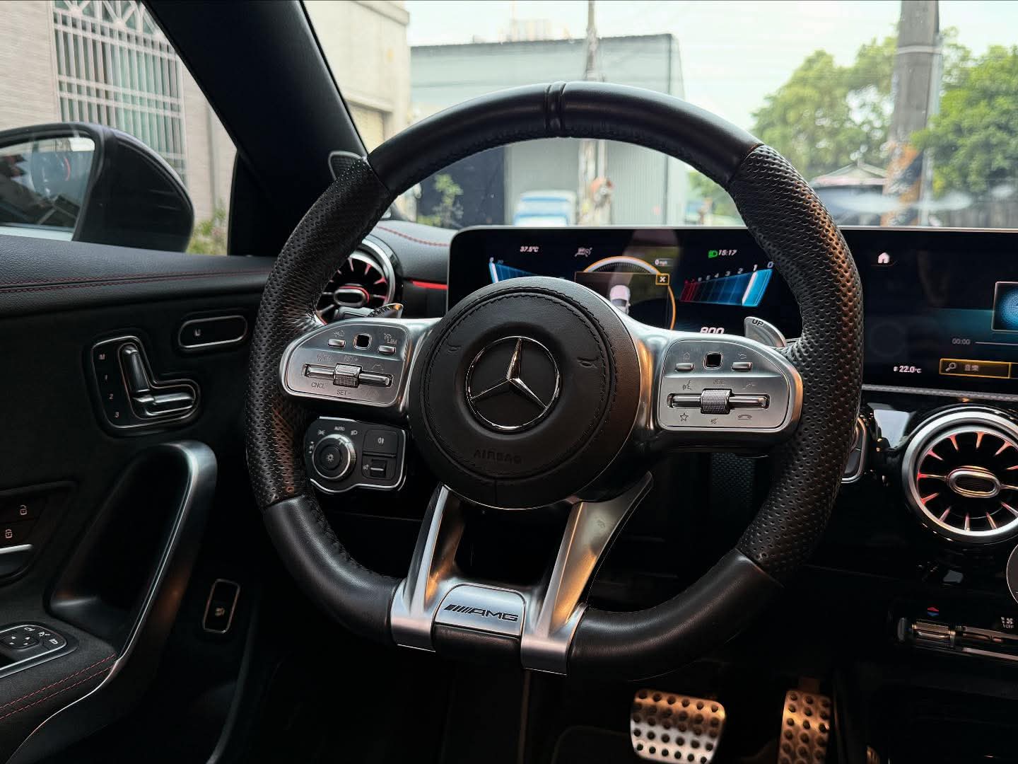 2019年 Mercedes-Benz CLA 35 AMG Shooting Brake 中古車照片 - Orange Garage