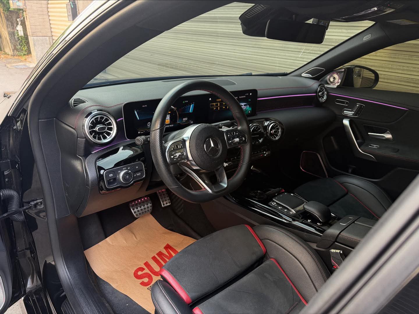 2020年 Mercedes-Benz CLA 35 Shooting Brake 4MATIC 中古車照片 - Orange Garage