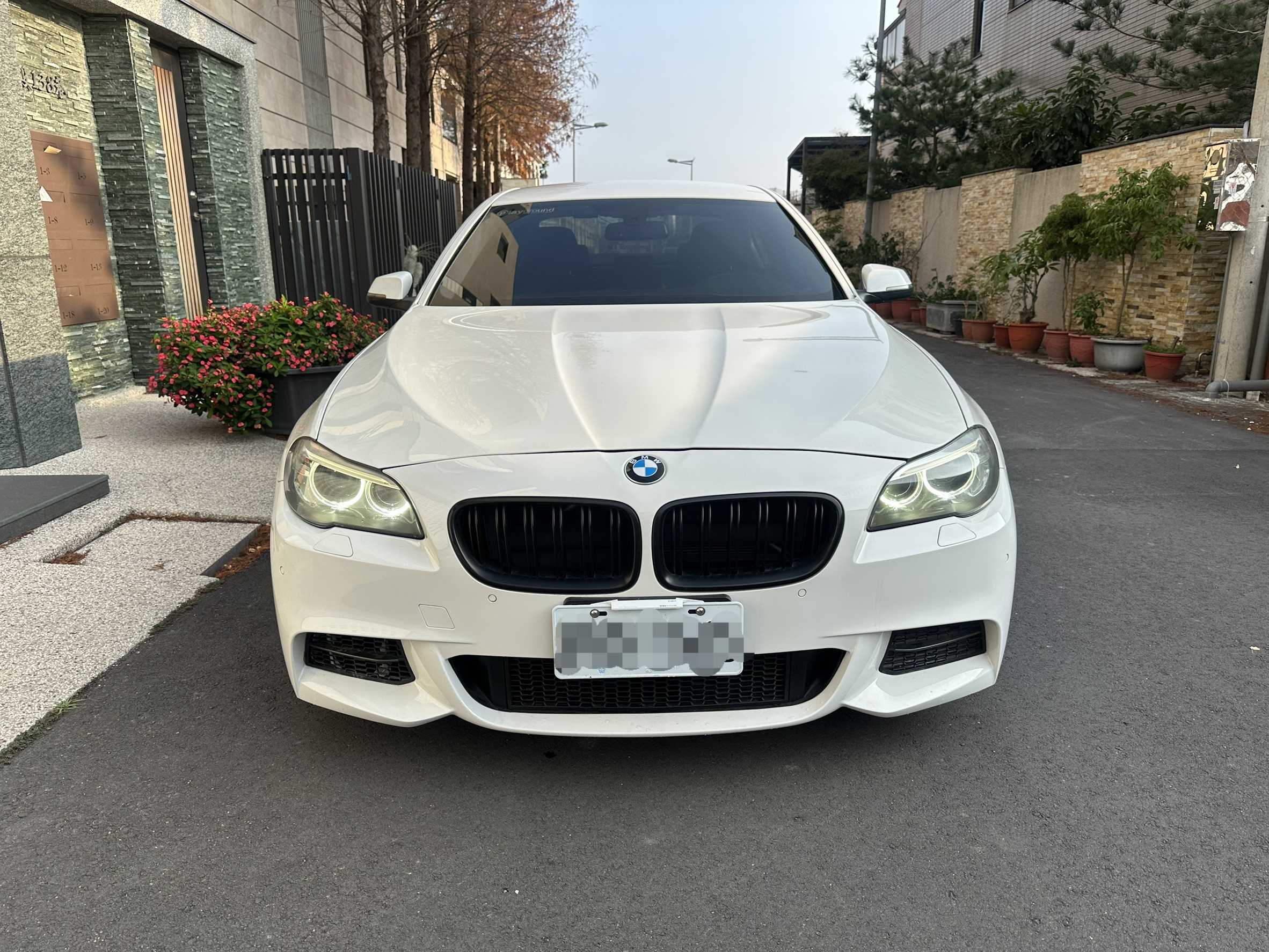 2014年 BMW 5 Series 520d 中古車照片 - 澄色車庫