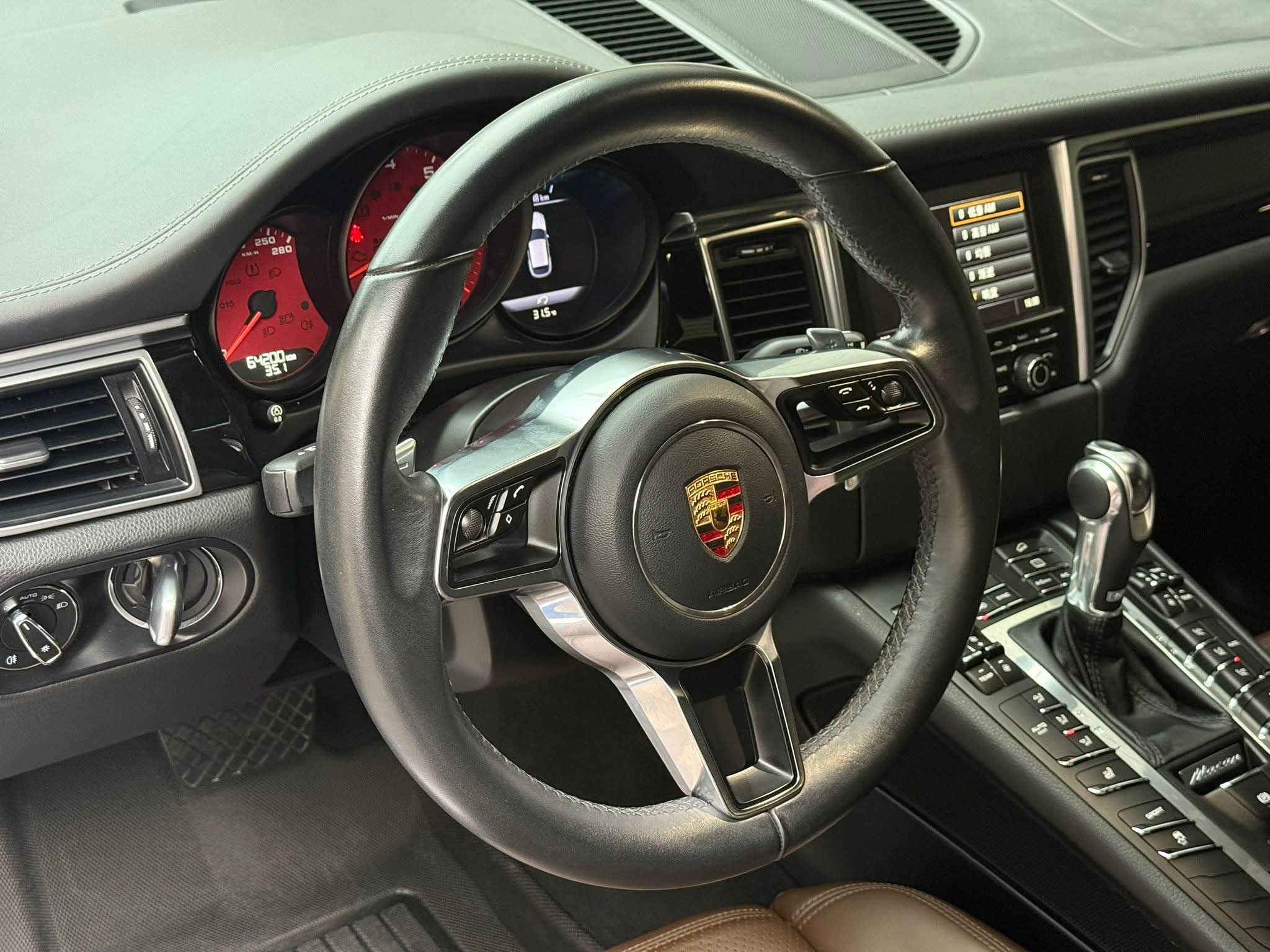 2014年 Porsche Macan S 中古車照片 - Orange Garage