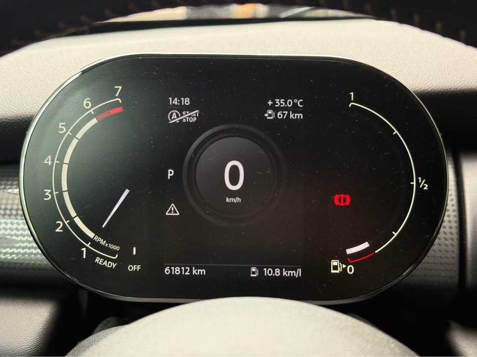 2020年 Mini Hatch Cooper 5D 中古車照片 - Orange Garage