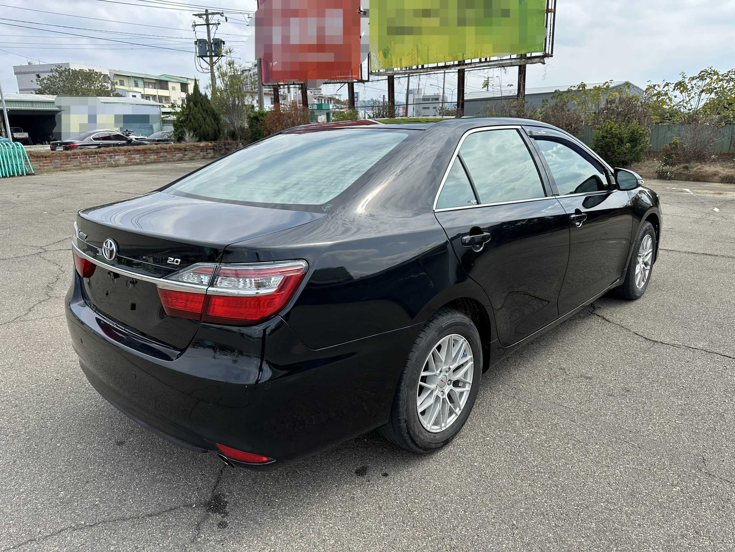 2015年 Toyota Camry 2.0 中古車照片 - 澄色車庫