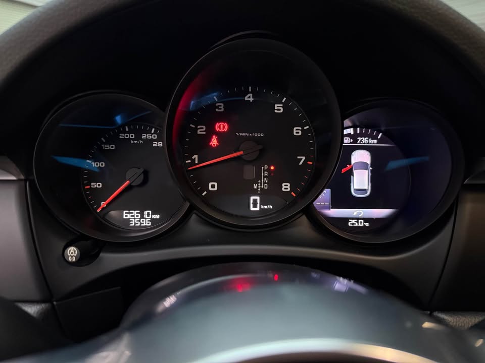 2017年 Porsche Macan 2.0 白金版 中古車照片 - Orange Garage