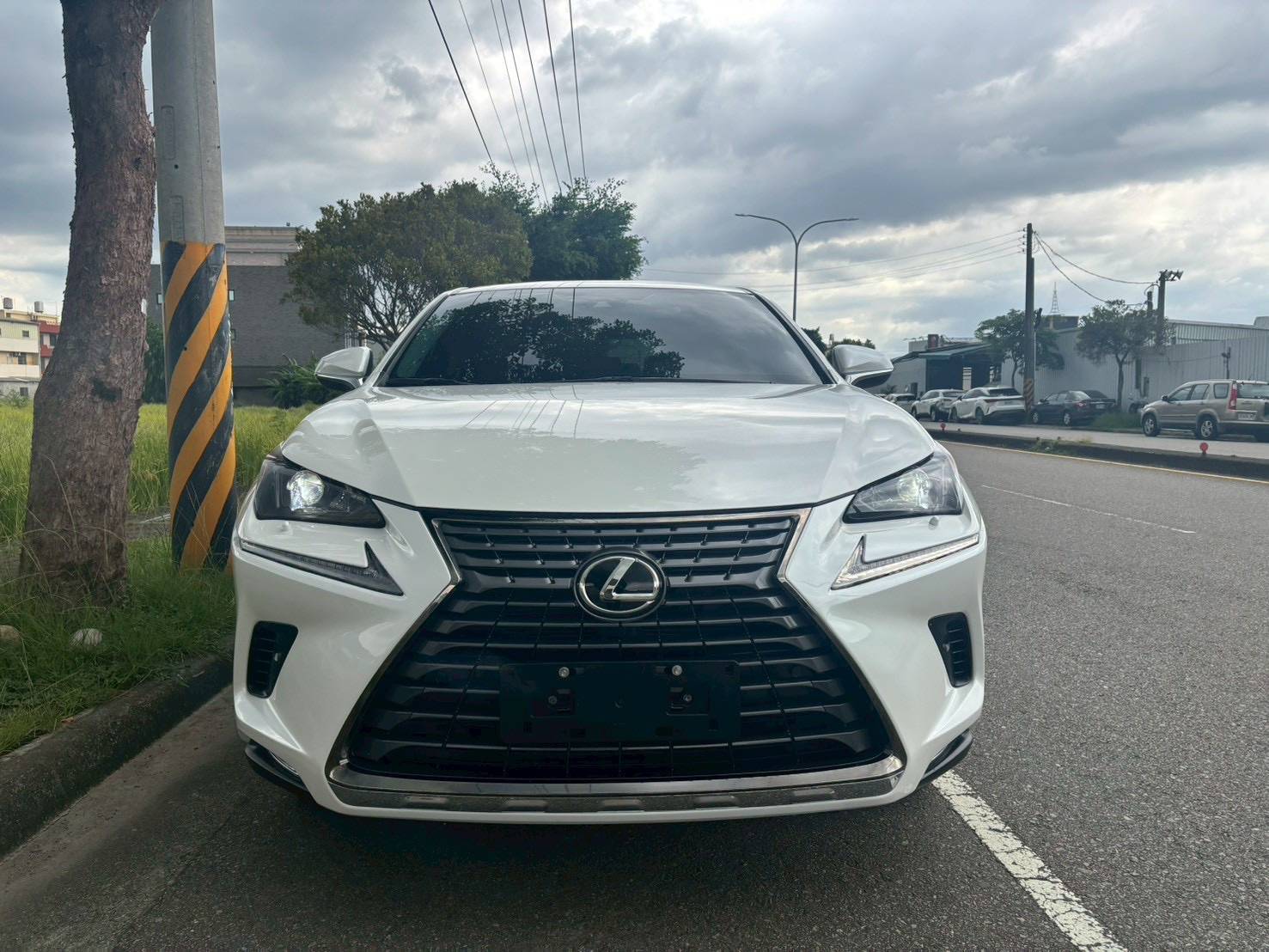 2019年 Lexus NX200 菁英版 中古車照片 - 澄色車庫