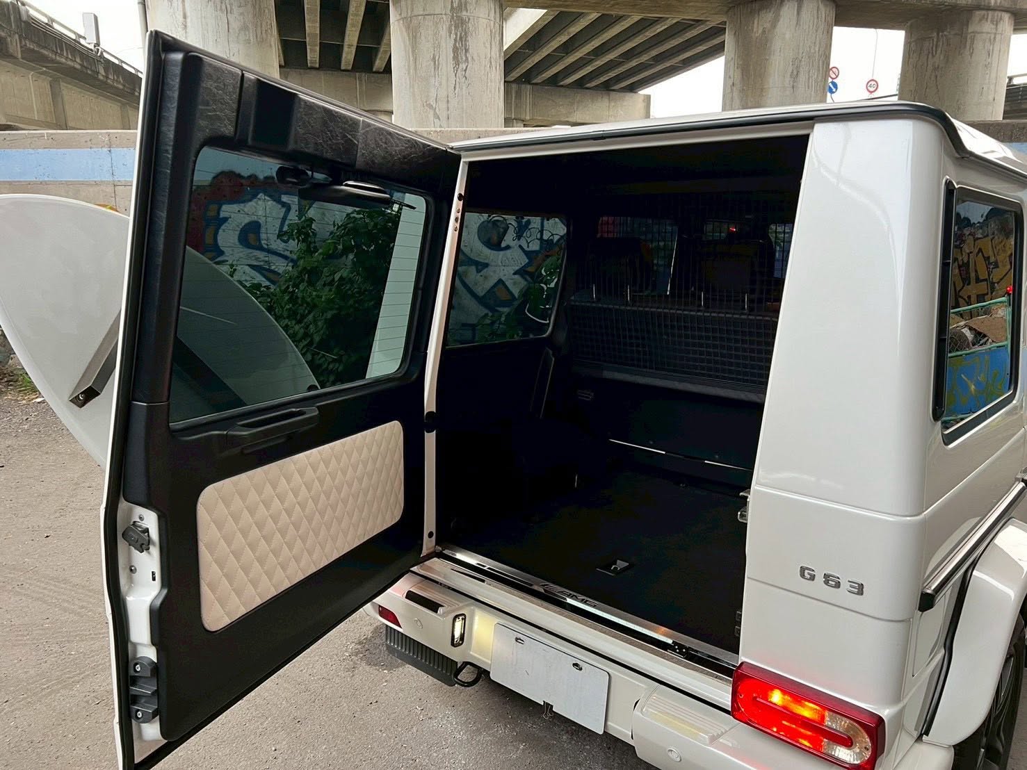 2016年 Mercedes-Benz AMG G63 中古車照片 - Orange Garage