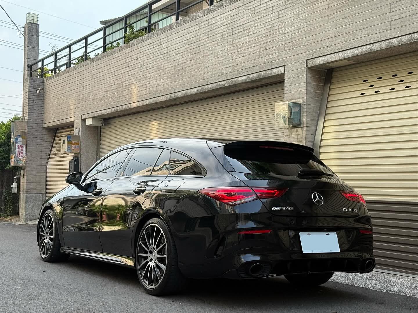 2020年 Mercedes-Benz CLA 35 Shooting Brake 4MATIC 中古車照片 - Orange Garage