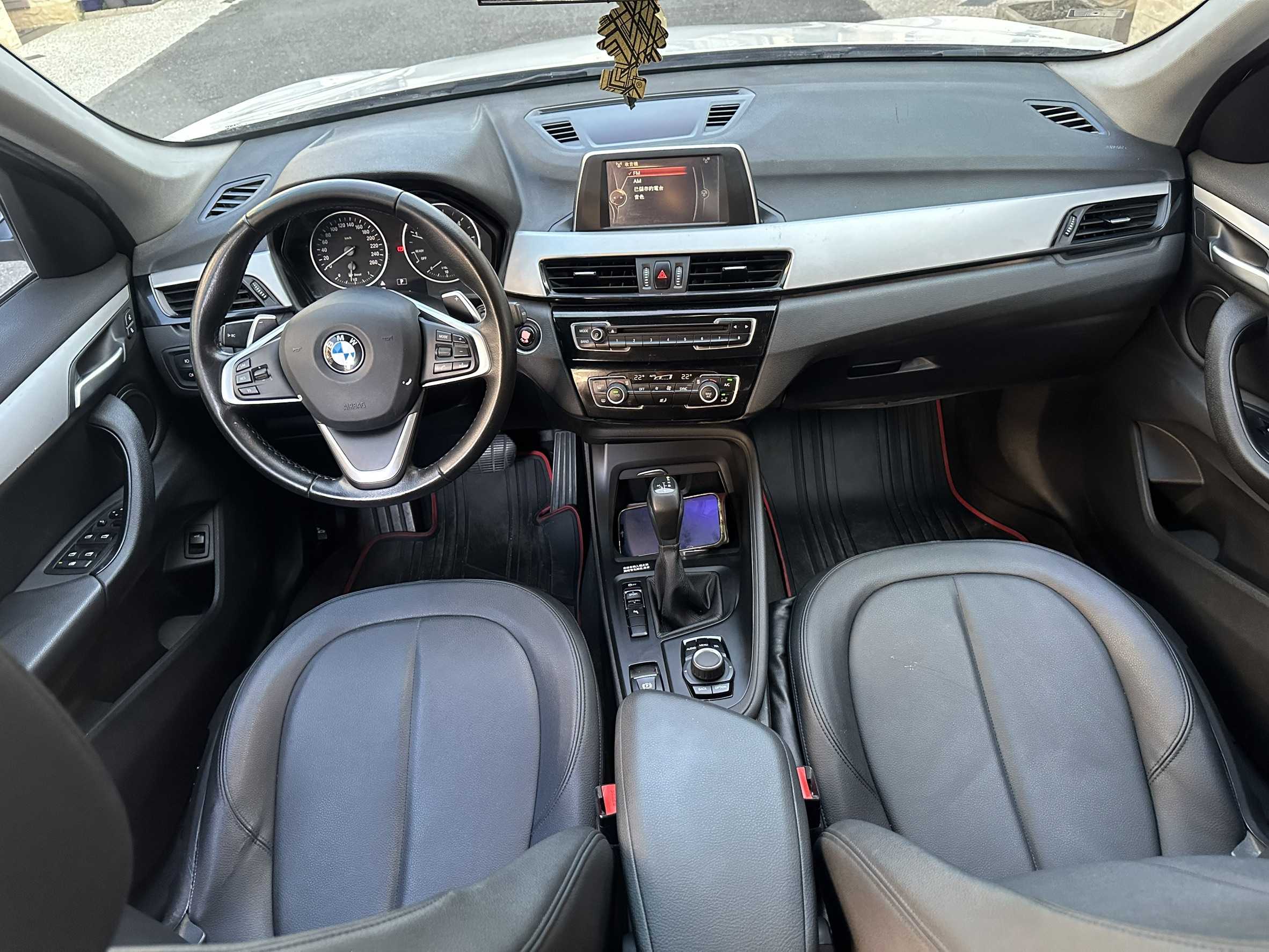 2016年 BMW X1 sDrive18d 中古車照片 - Orange Garage