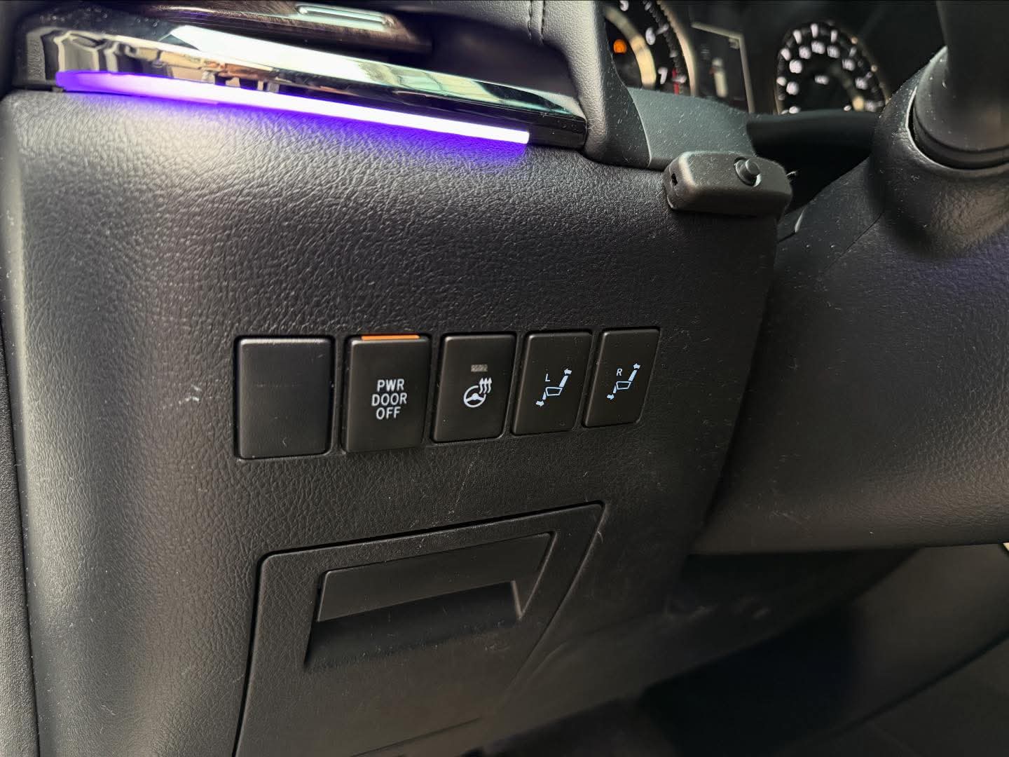 2019年 Toyota Alphard 3.5 中古車照片 - Orange Garage