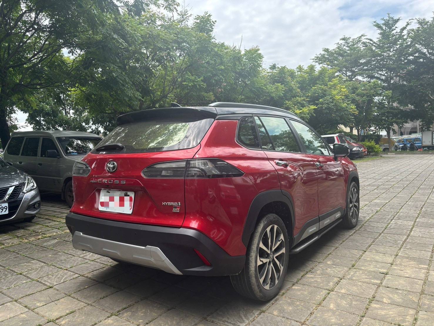 2022年 Toyota Corolla Cross Hybrid GR Sport 中古車照片 - 澄色車庫