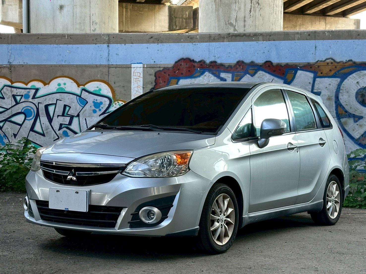 2014年 Mitsubishi Colt Plus 1.5 中古車照片 - Orange Garage