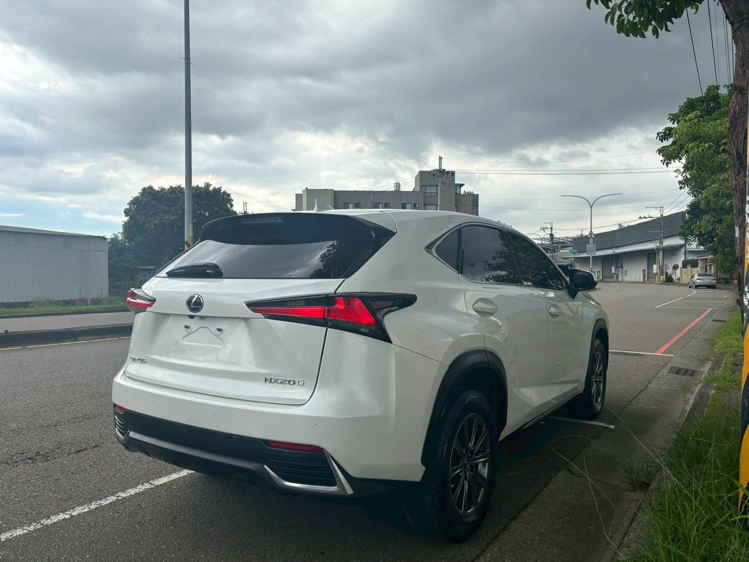 2019年 Lexus NX200 菁英版 中古車照片 - 澄色車庫