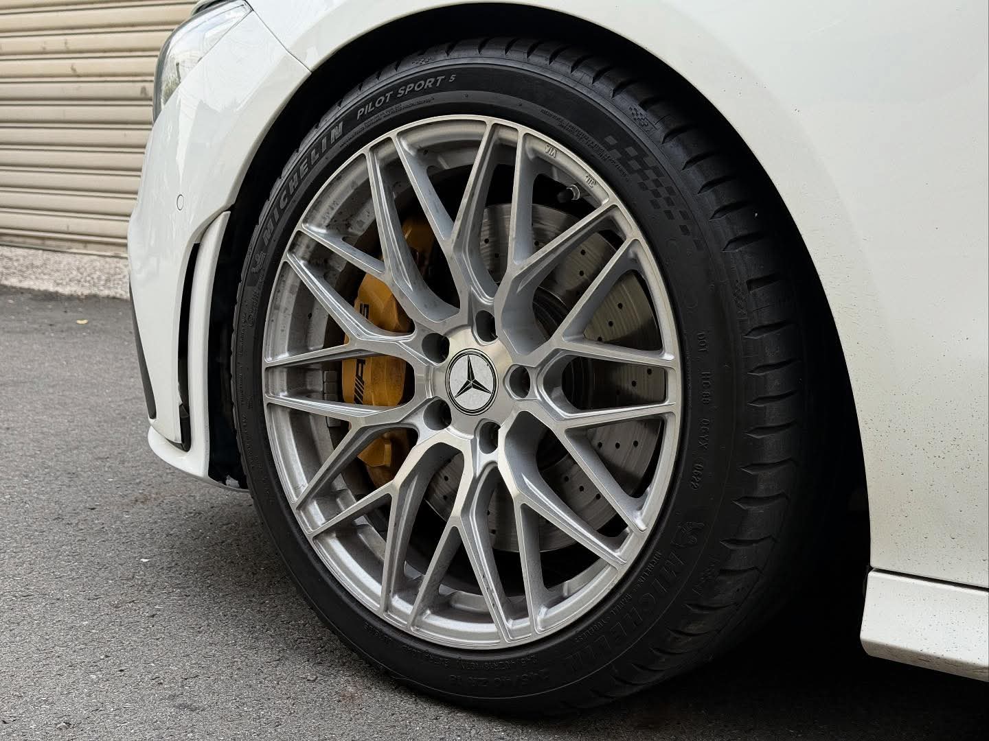 2019年 Mercedes-Benz CLA 35 AMG Shooting Brake 中古車照片 - Orange Garage