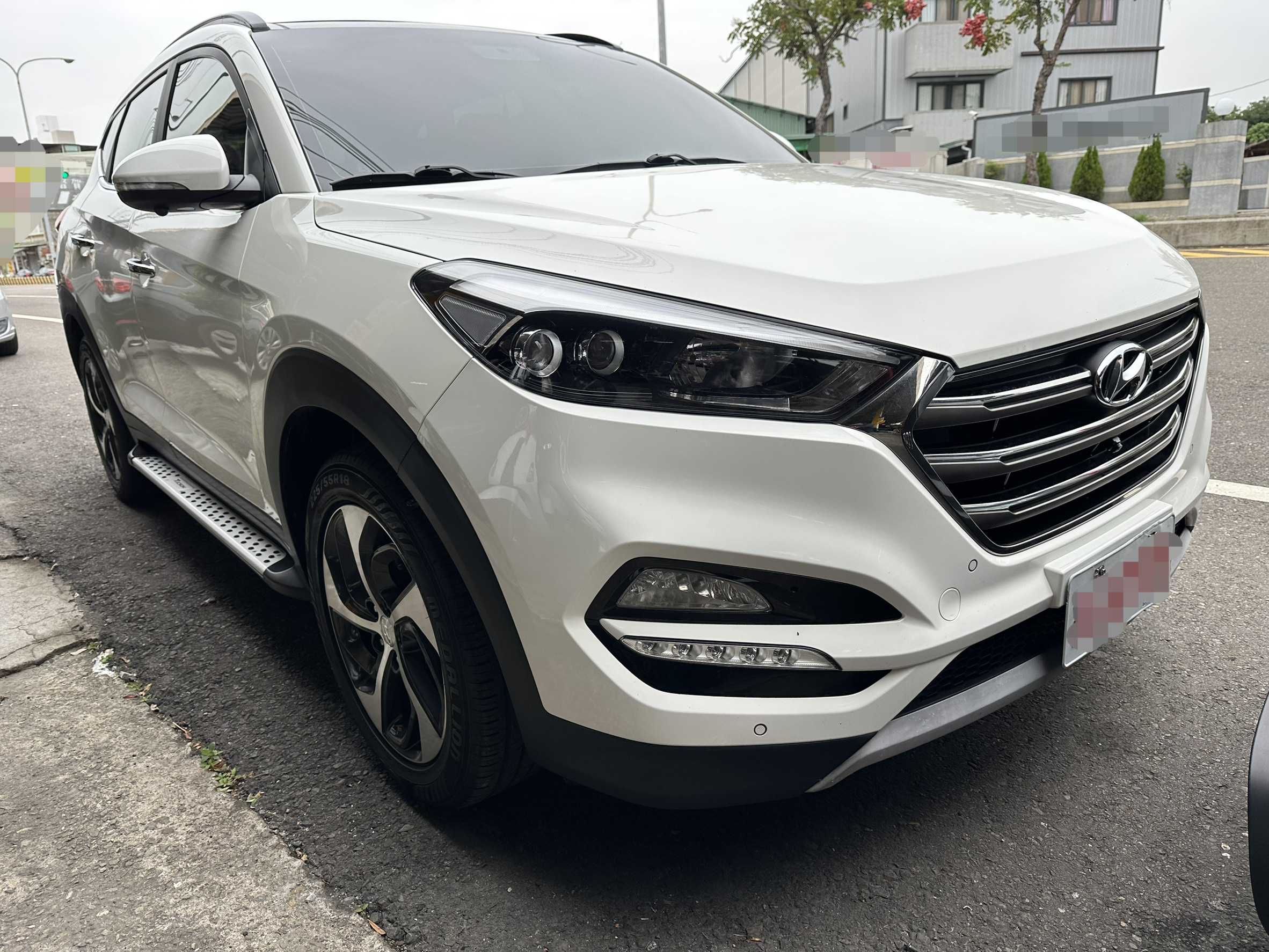 2016年 Hyundai Tucson CRDi 4WD 頂規 中古車照片 - 澄色車庫