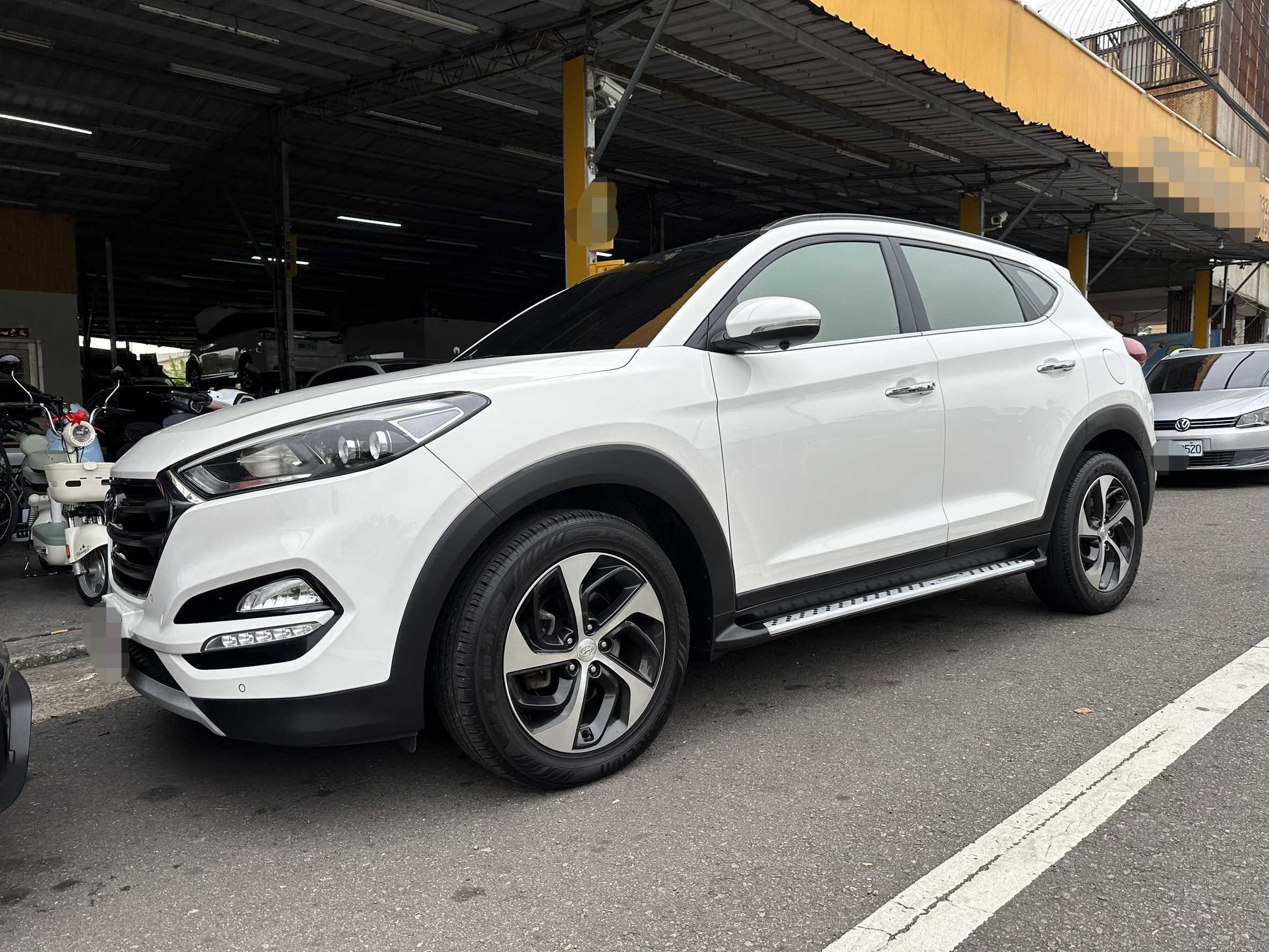2016年 Hyundai Tucson CRDi 4WD 頂規 中古車照片 - 澄色車庫