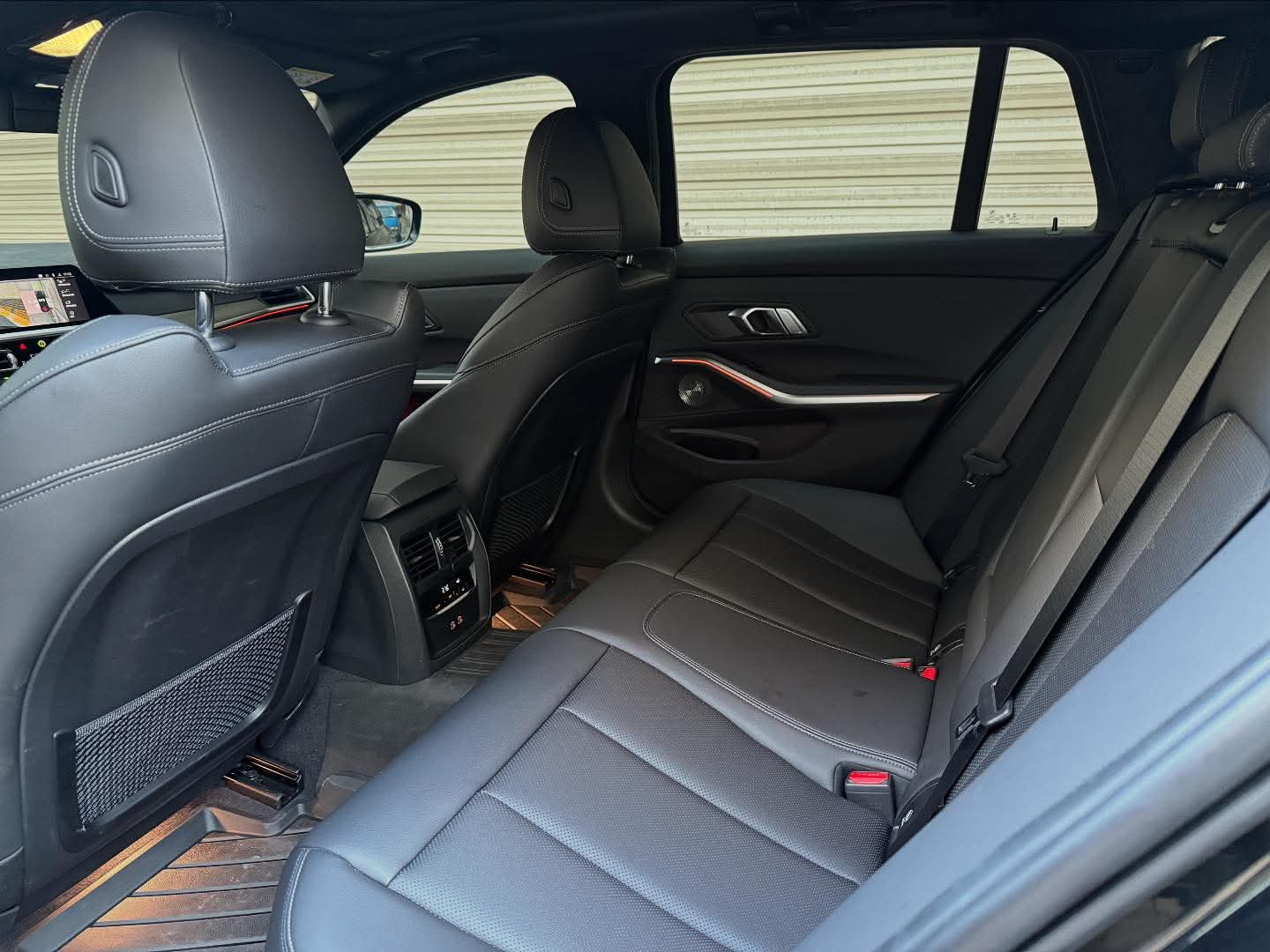 2022年 BMW 3 Series 320I Touring M-Sport 中古車照片 - Orange Garage