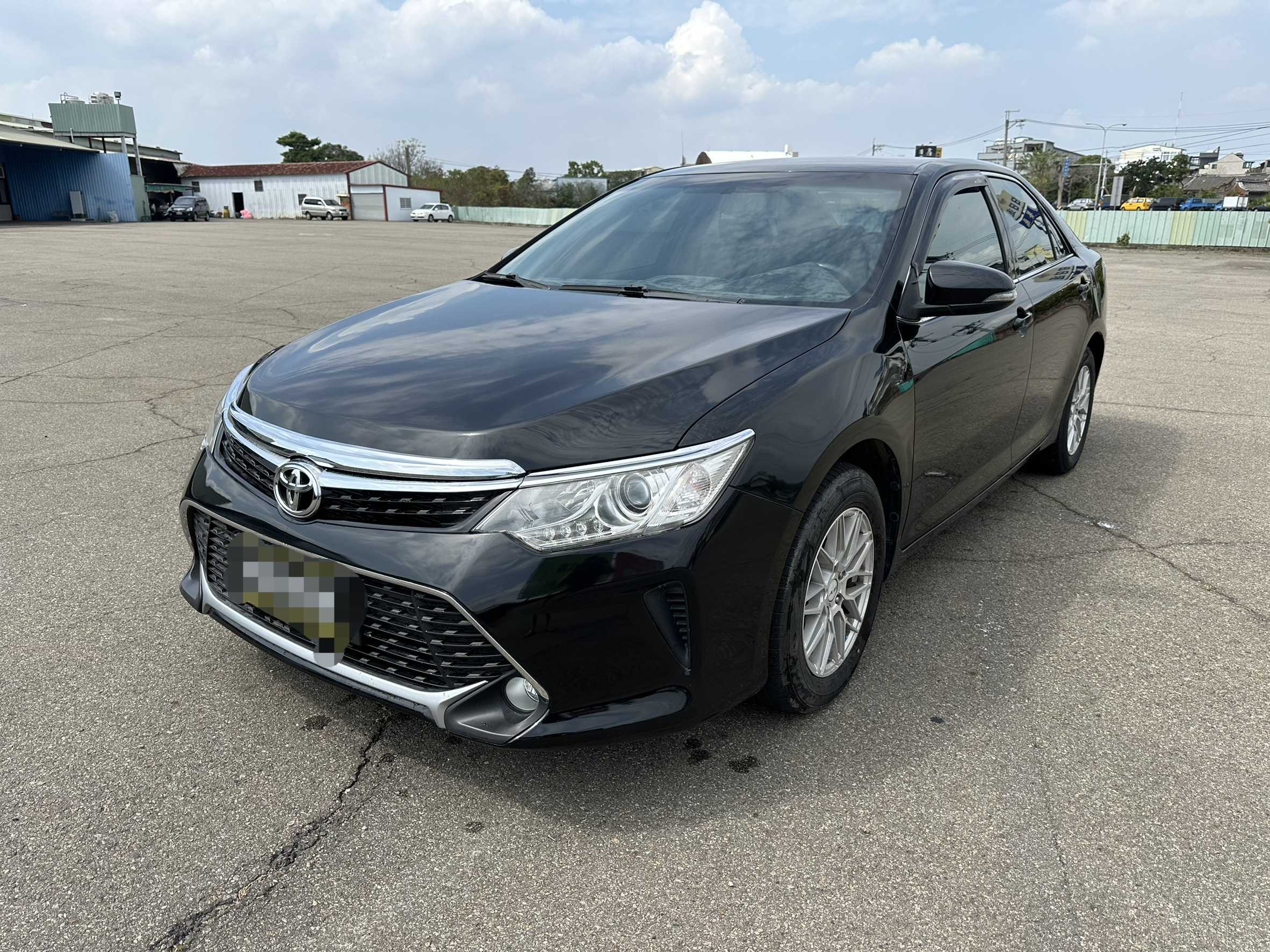 2015年 Toyota Camry 2.0 中古車照片 - 澄色車庫