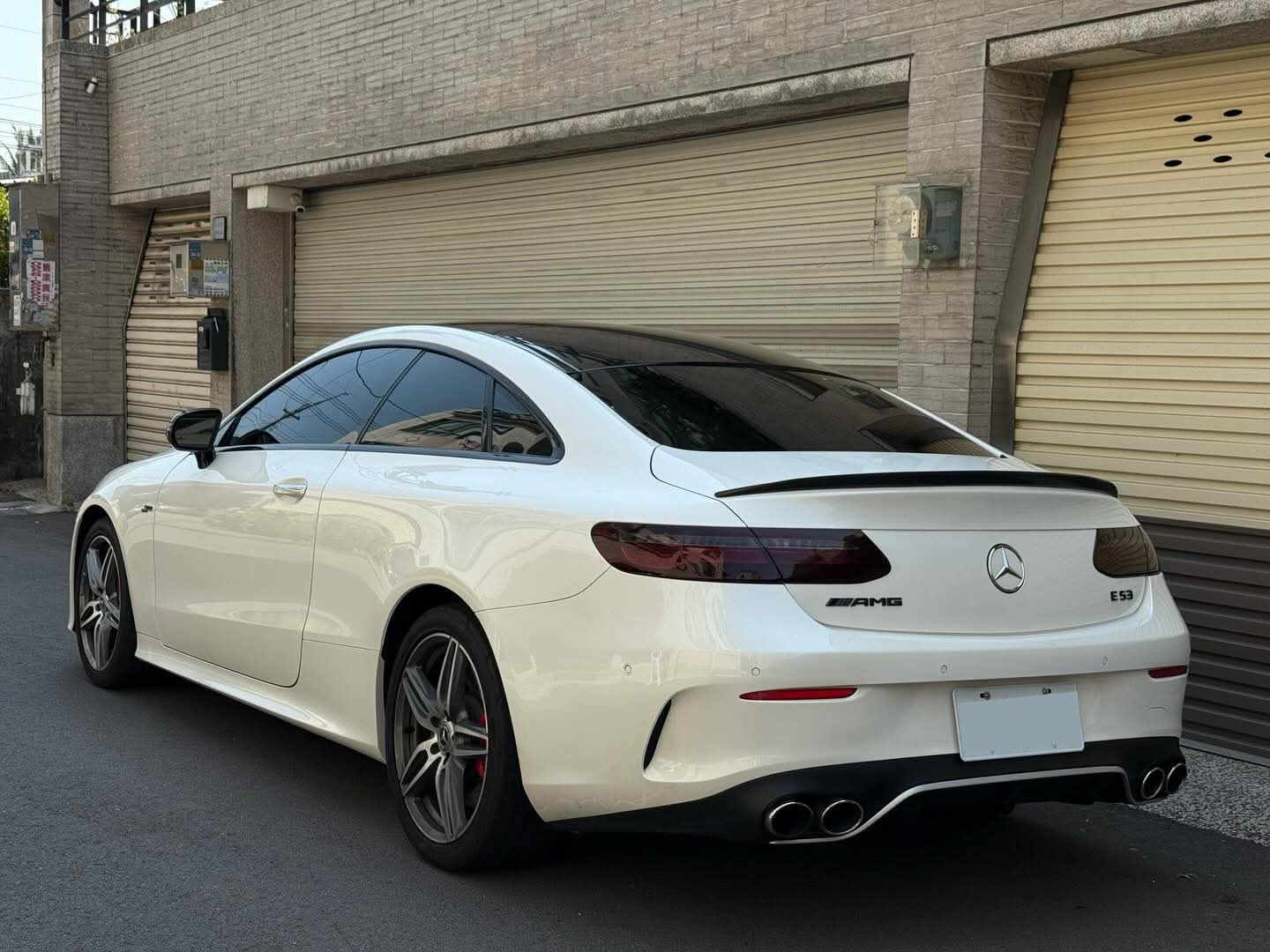 2017年 Mercedes-Benz E-Class E400 Cooper AMG 中古車照片 - Orange Garage