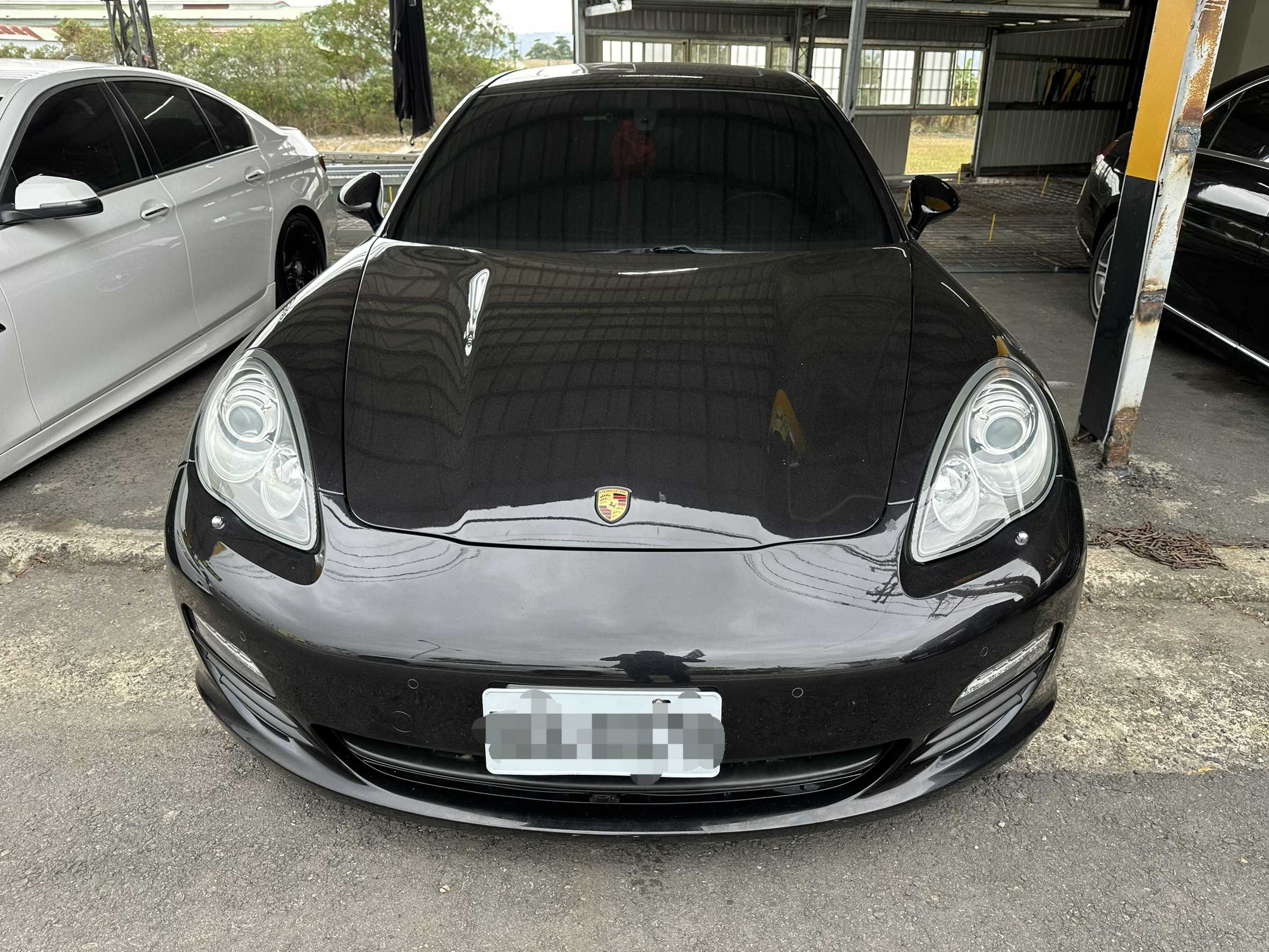 2012年 Porsche Panamera 中古車照片 - 澄色車庫