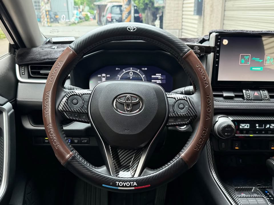 2022年 Toyota RAV4 2.0 旗艦版 中古車照片 - Orange Garage