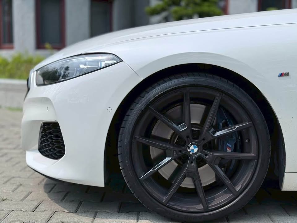 2019年 BMW 8 Series M850i COUPE XDrive滿配 中古車照片 - Orange Garage